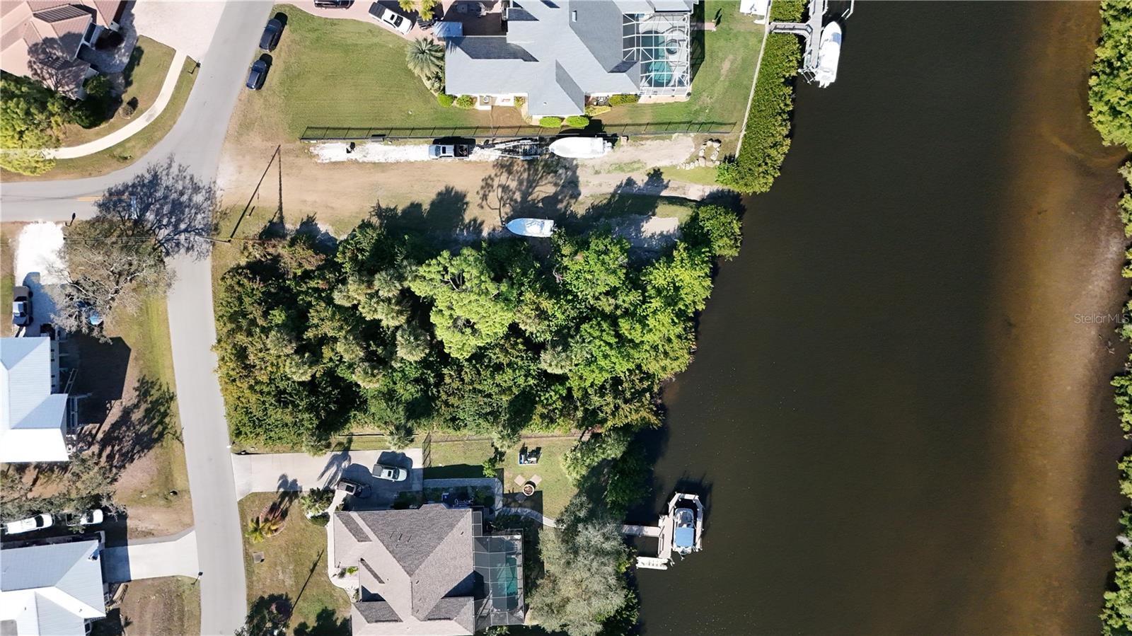 Bayview Drive, FL