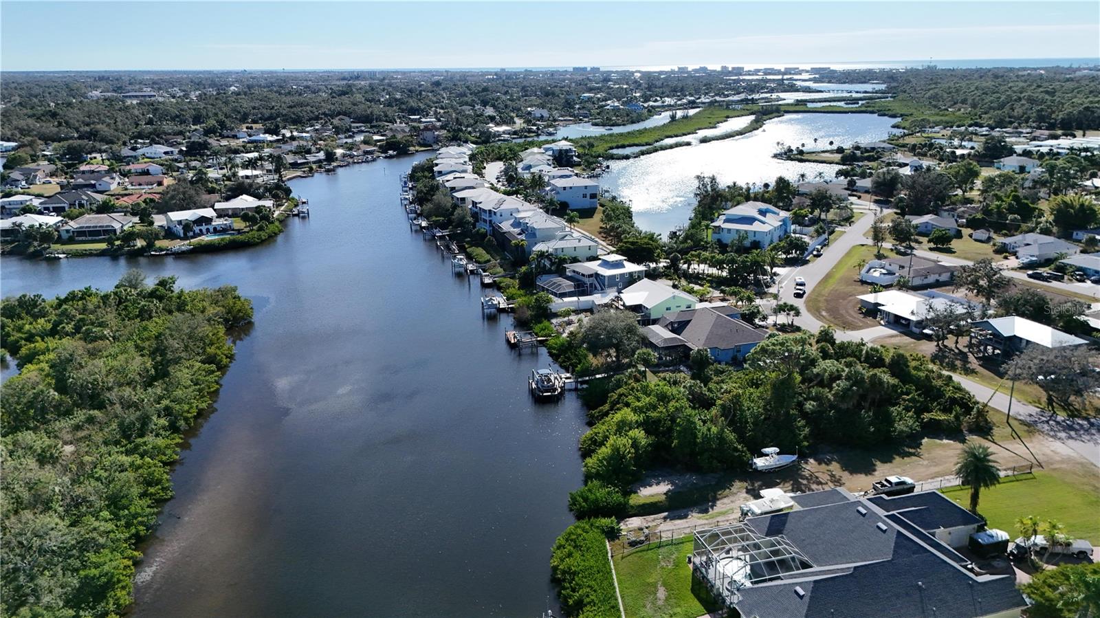 Bayview Drive, FL