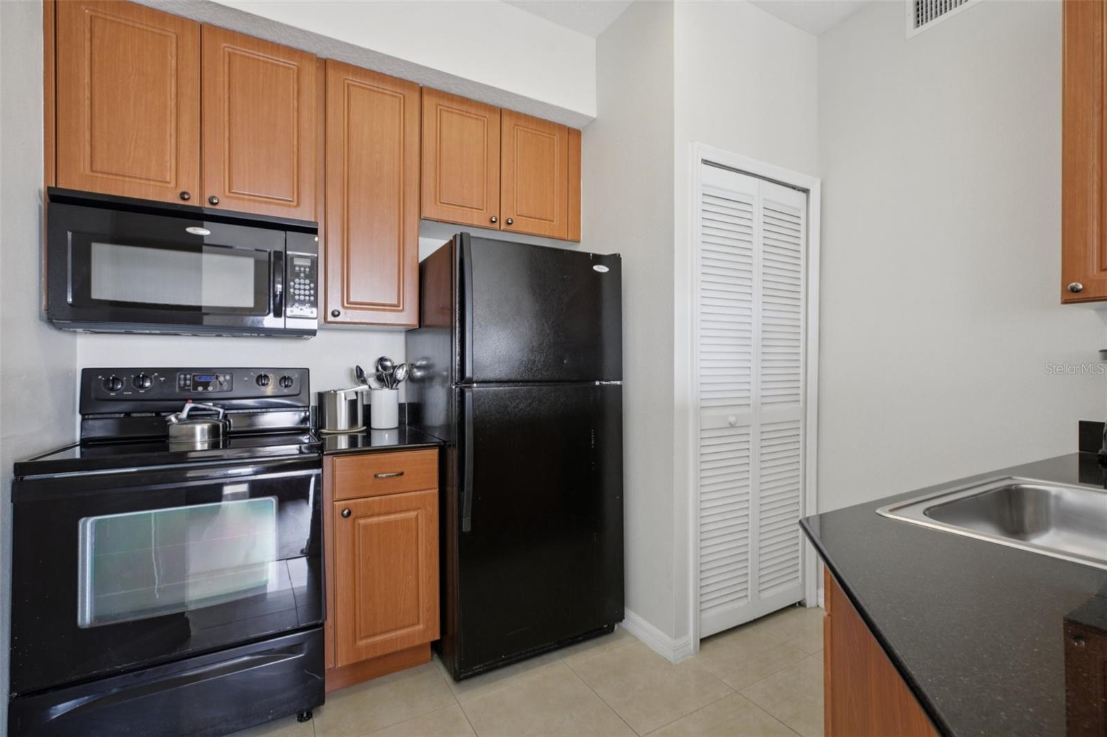 7395 Universal Boulevard, FL
