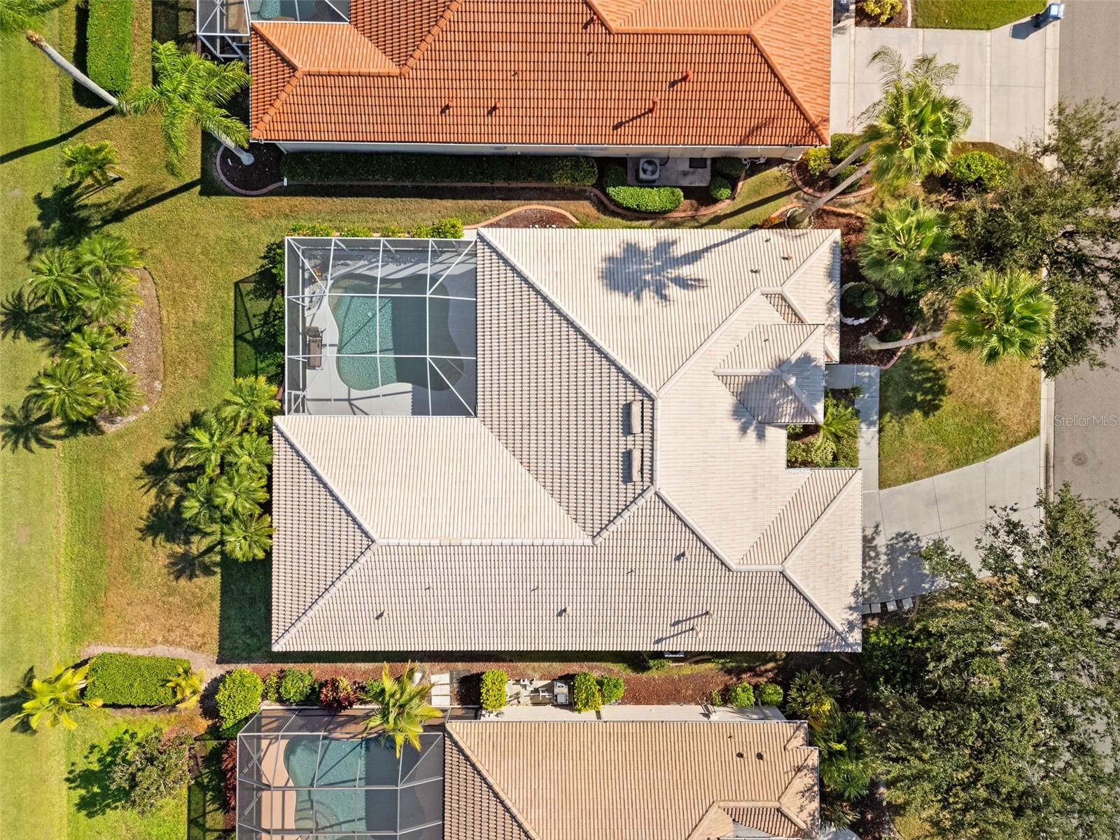 6882 Tailfeather Way, FL