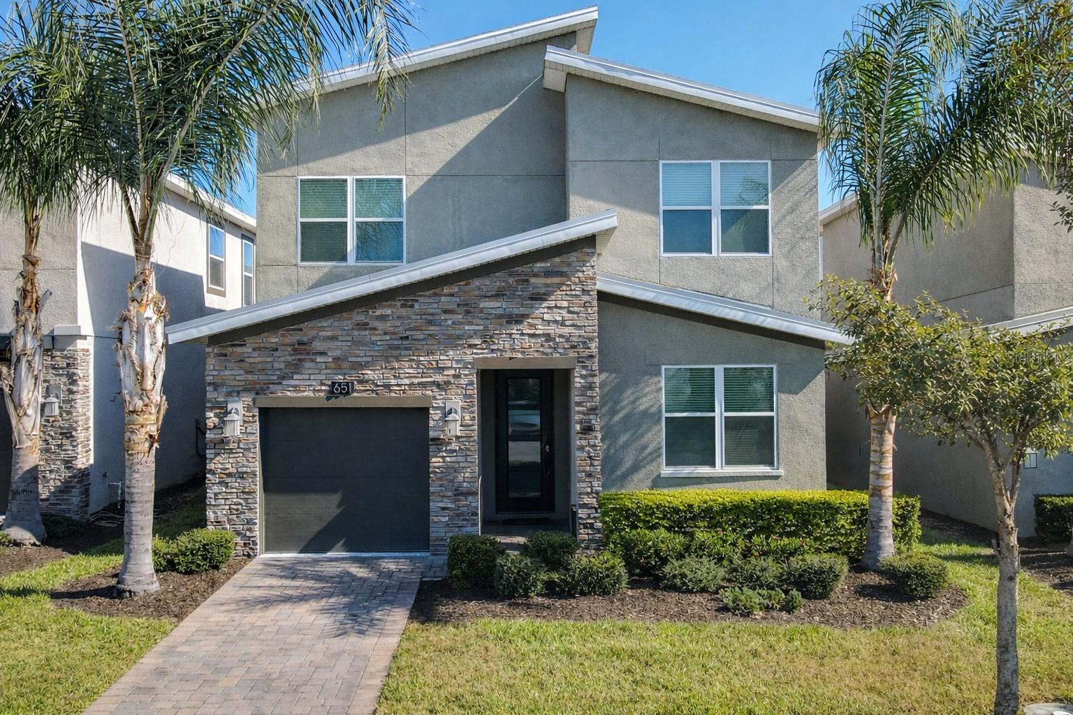 651 Drop Shot Dr, FL