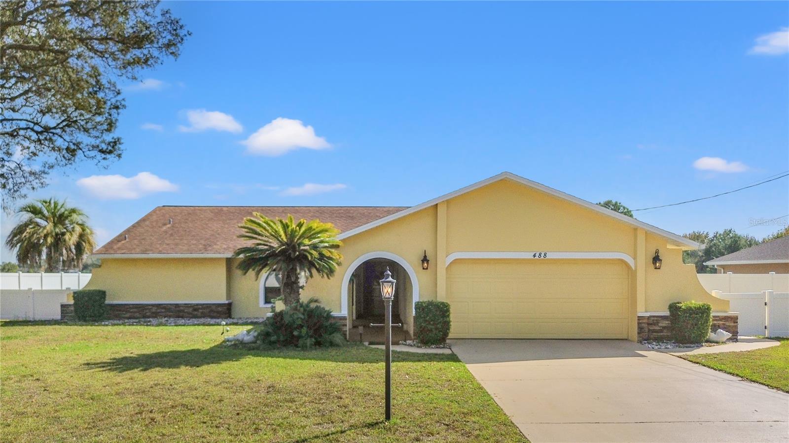 488 Fieldstone Lane, FL