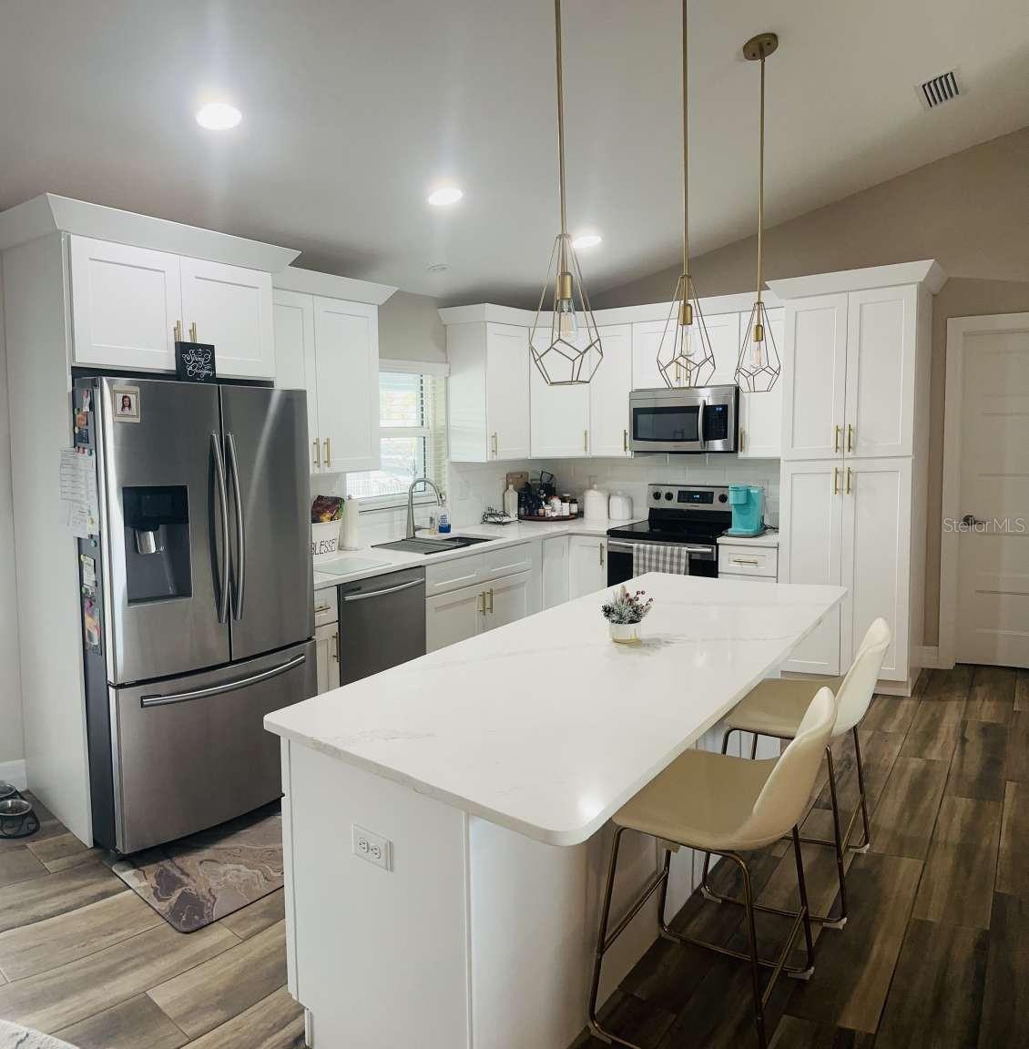 21341 Edgewater Drive, FL