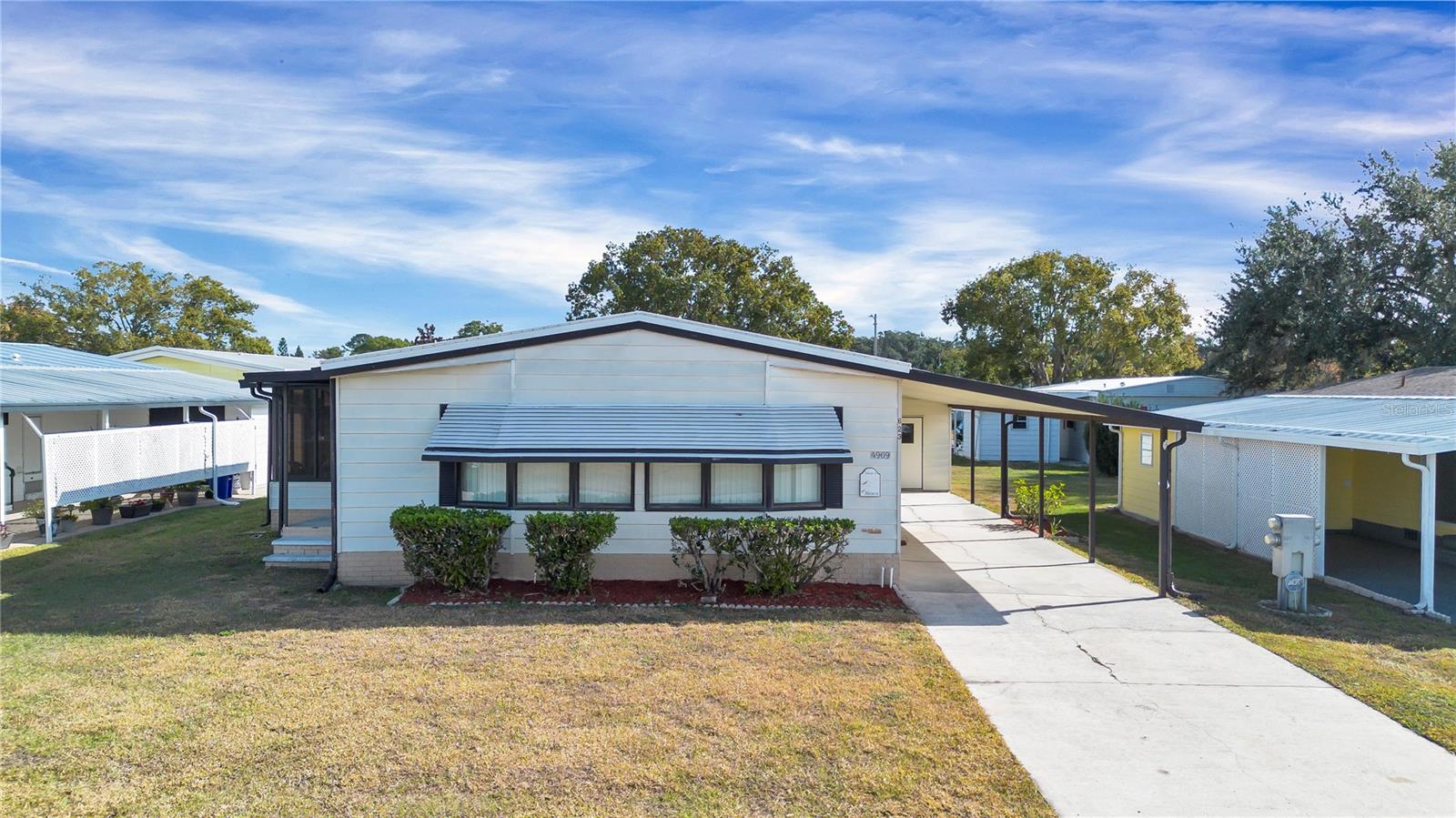 4969 Foxwood Lake Drive, FL