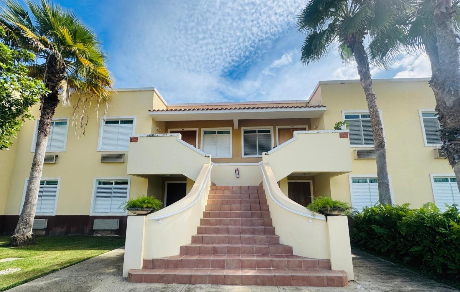 Palmas Drive Cond. Harbour Lakes #26, PR