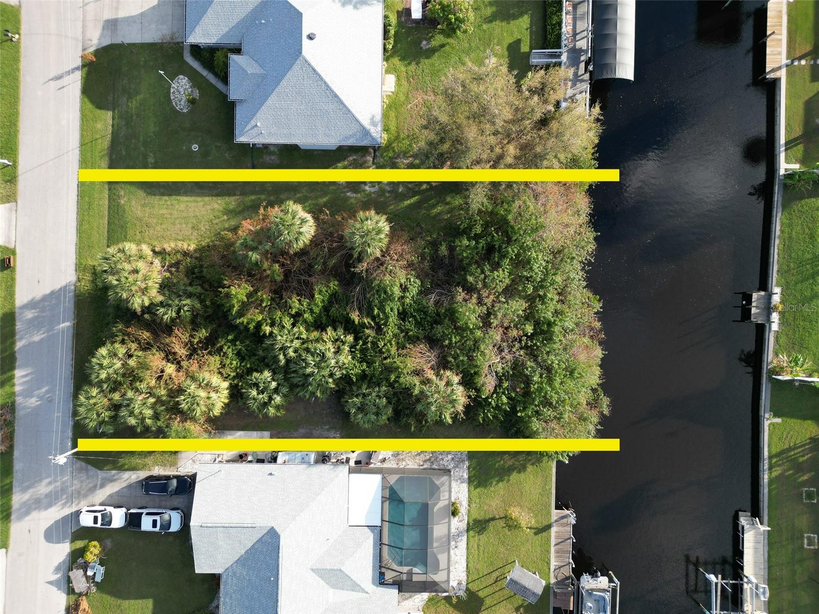 4194 Yucatan Circle, FL