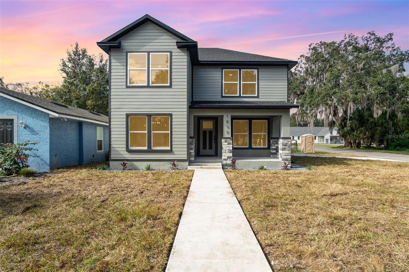1000 S Locust Ave, FL