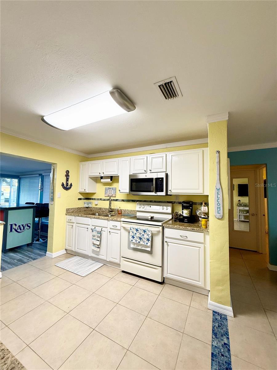 43 Hibiscus Drive, FL