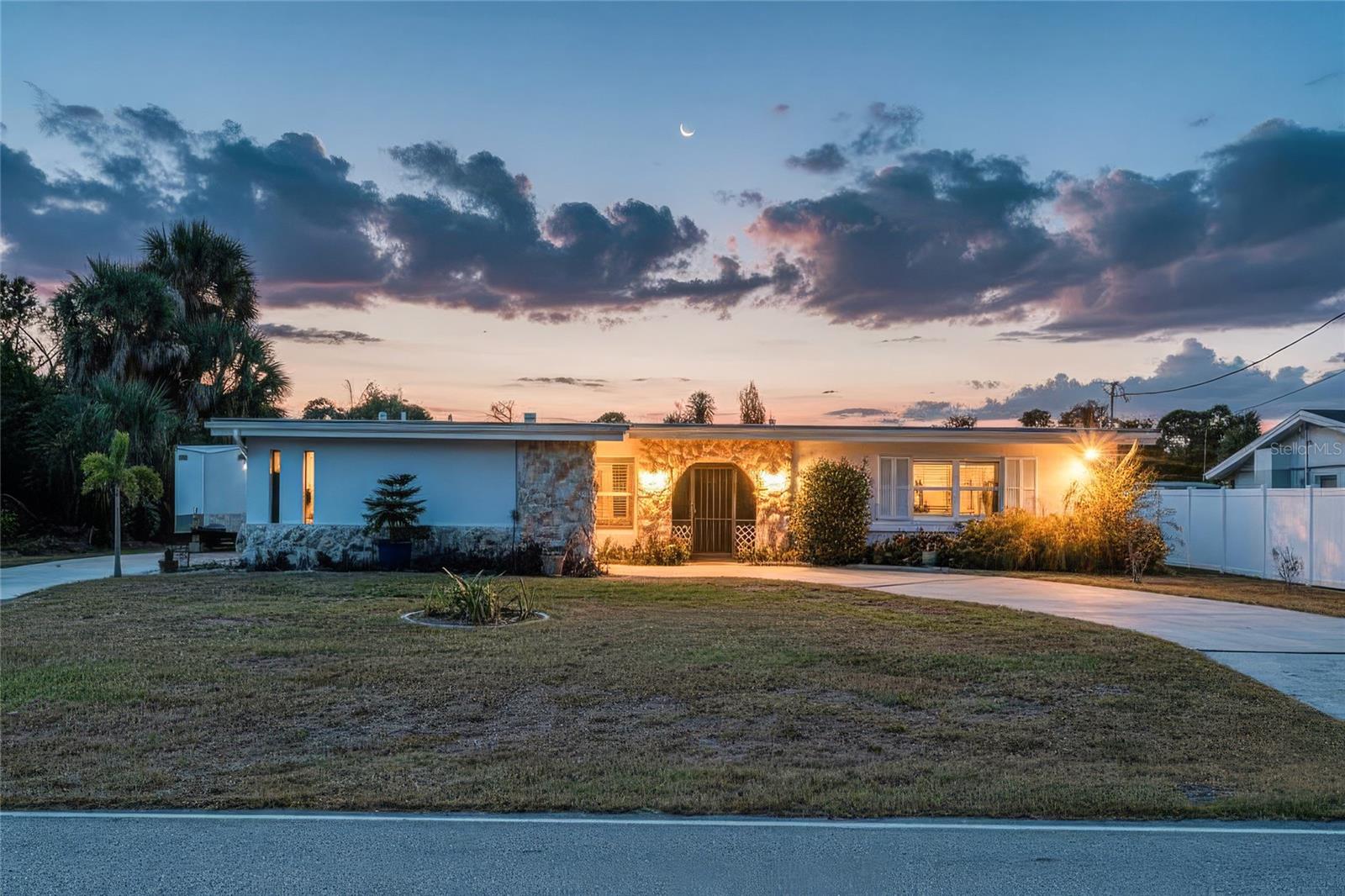3349 Rock Creek Drive, FL