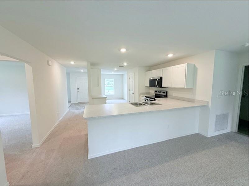 10 Ryland Drive, FL