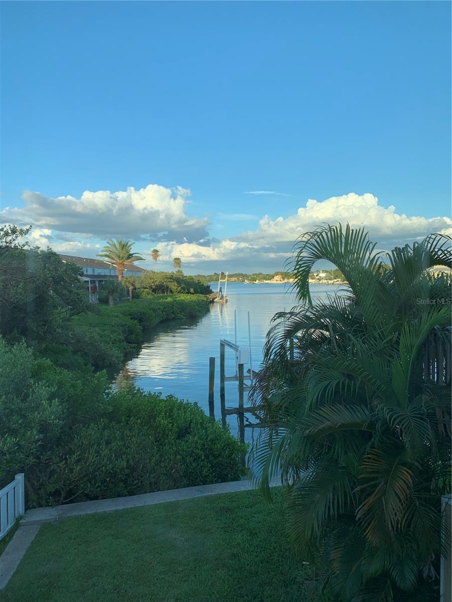 835 E Gulf Blvd #101, FL
