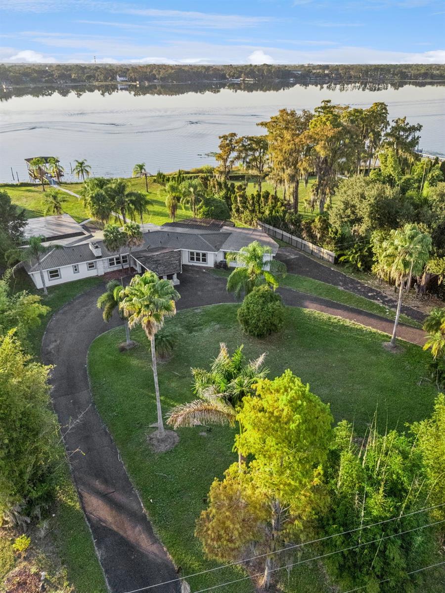 5526 Parkdale Drive, FL