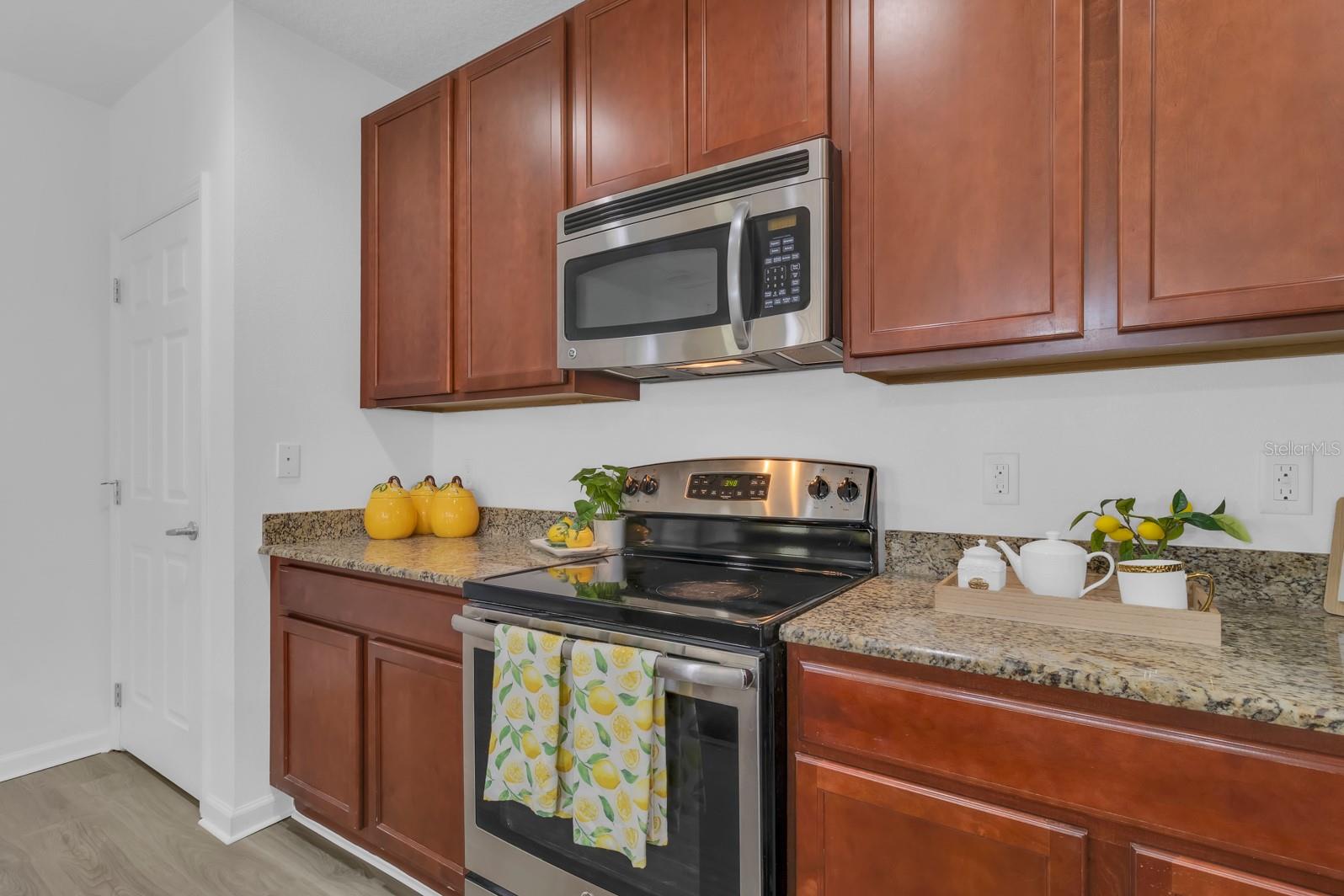 2943 Casabella Drive, FL
