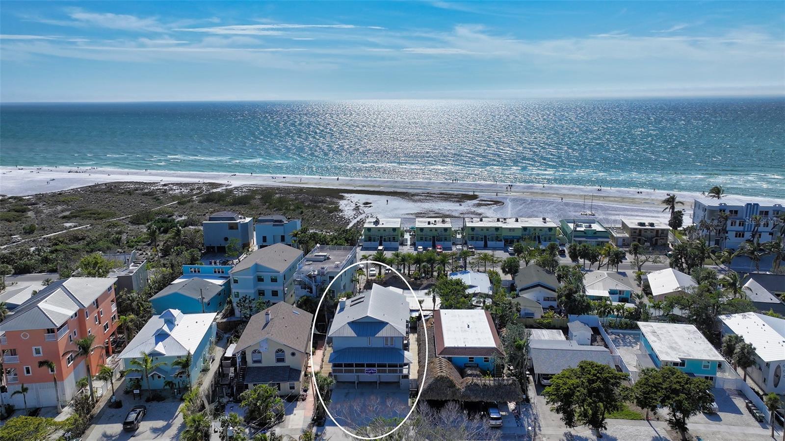 126/128 Avenida Veneccia, FL