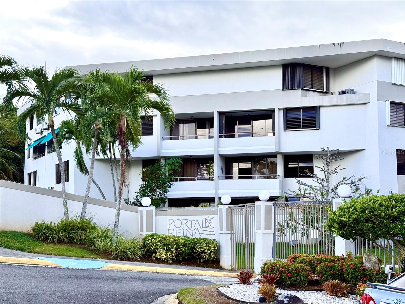 1306 Ave. Monte Carlo Portal De La Reina, PR