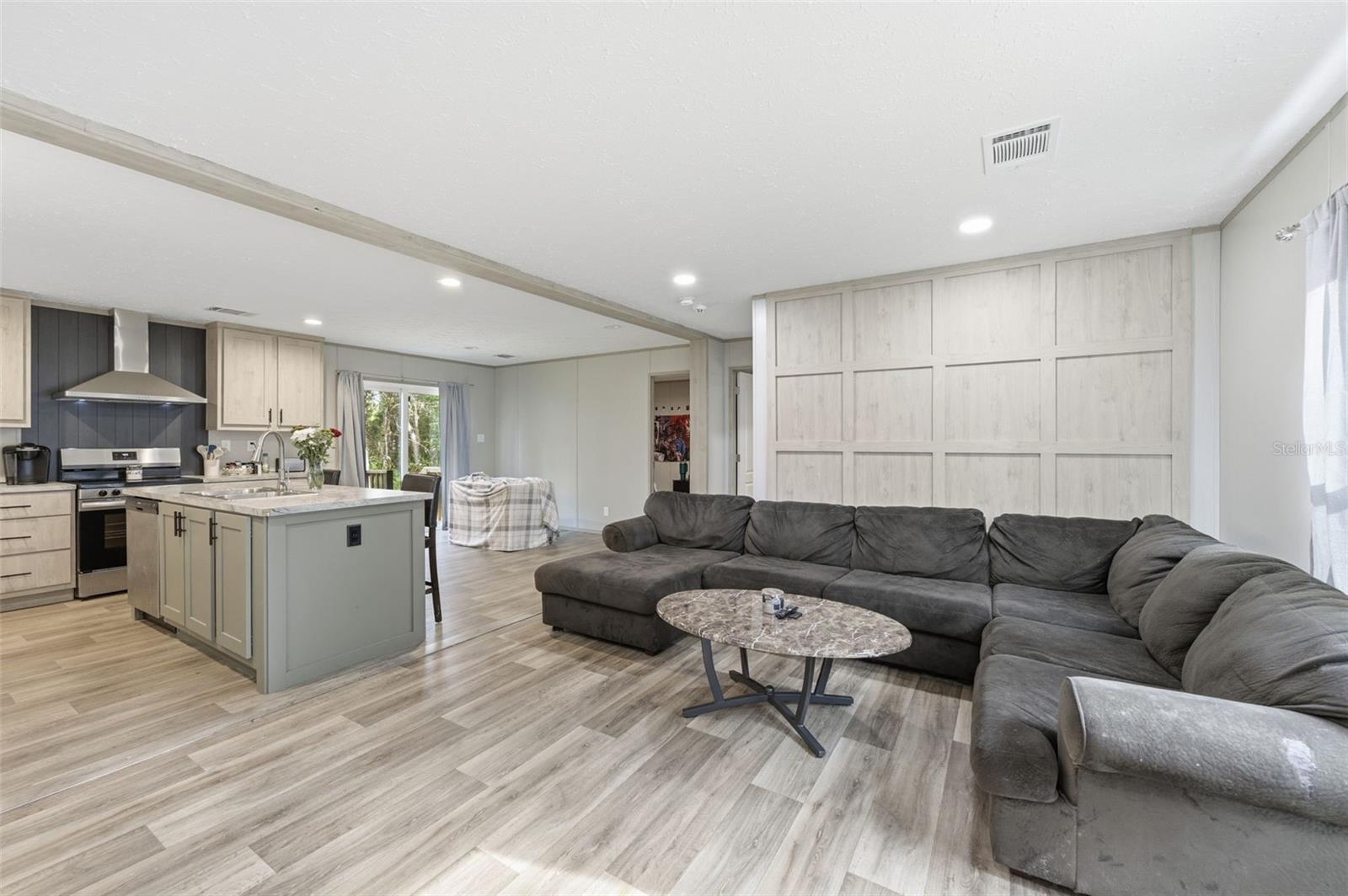 6761 Jessica Court, FL