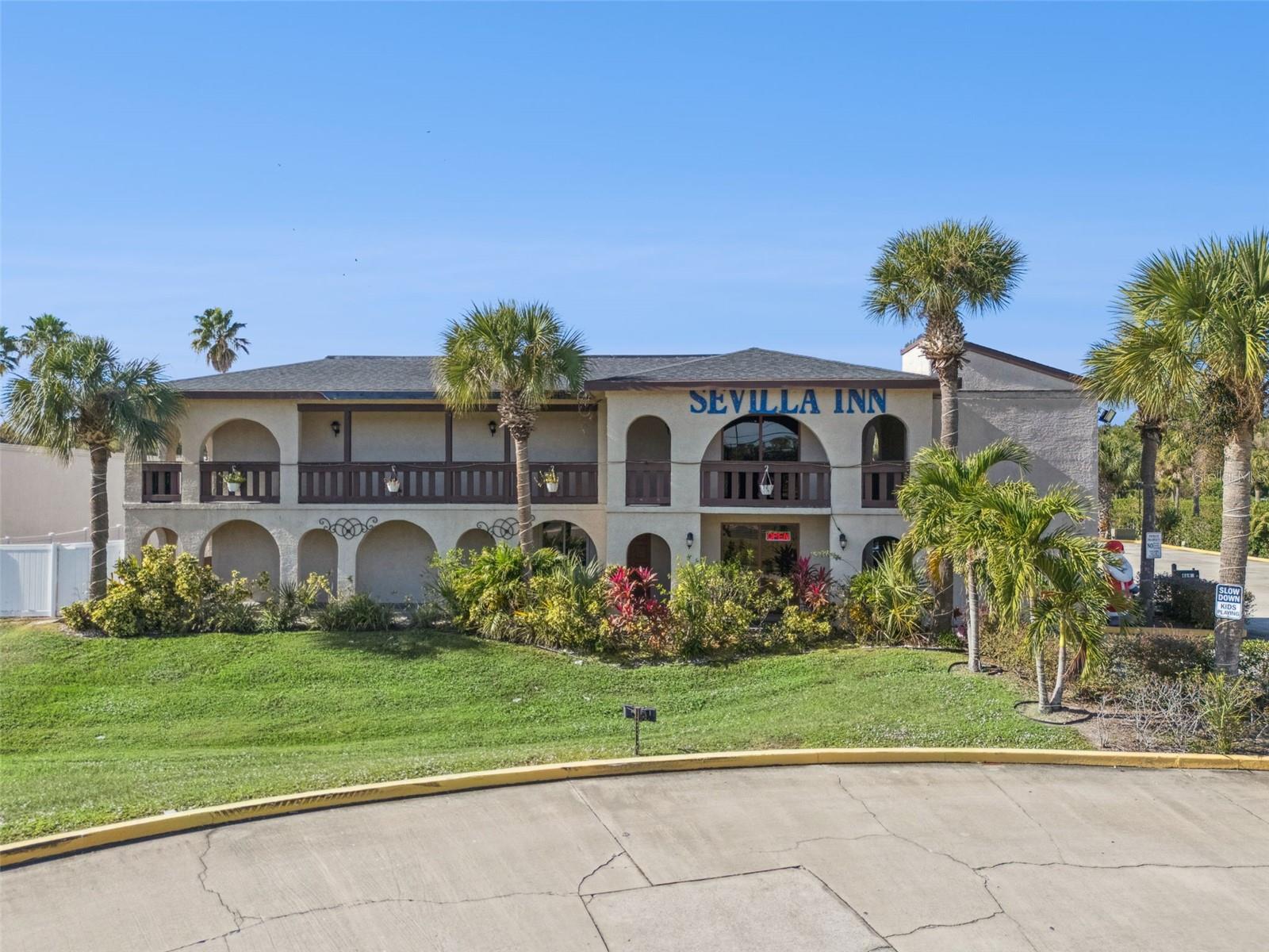 4640 W Irlo Bronson Memorial Hwy, FL