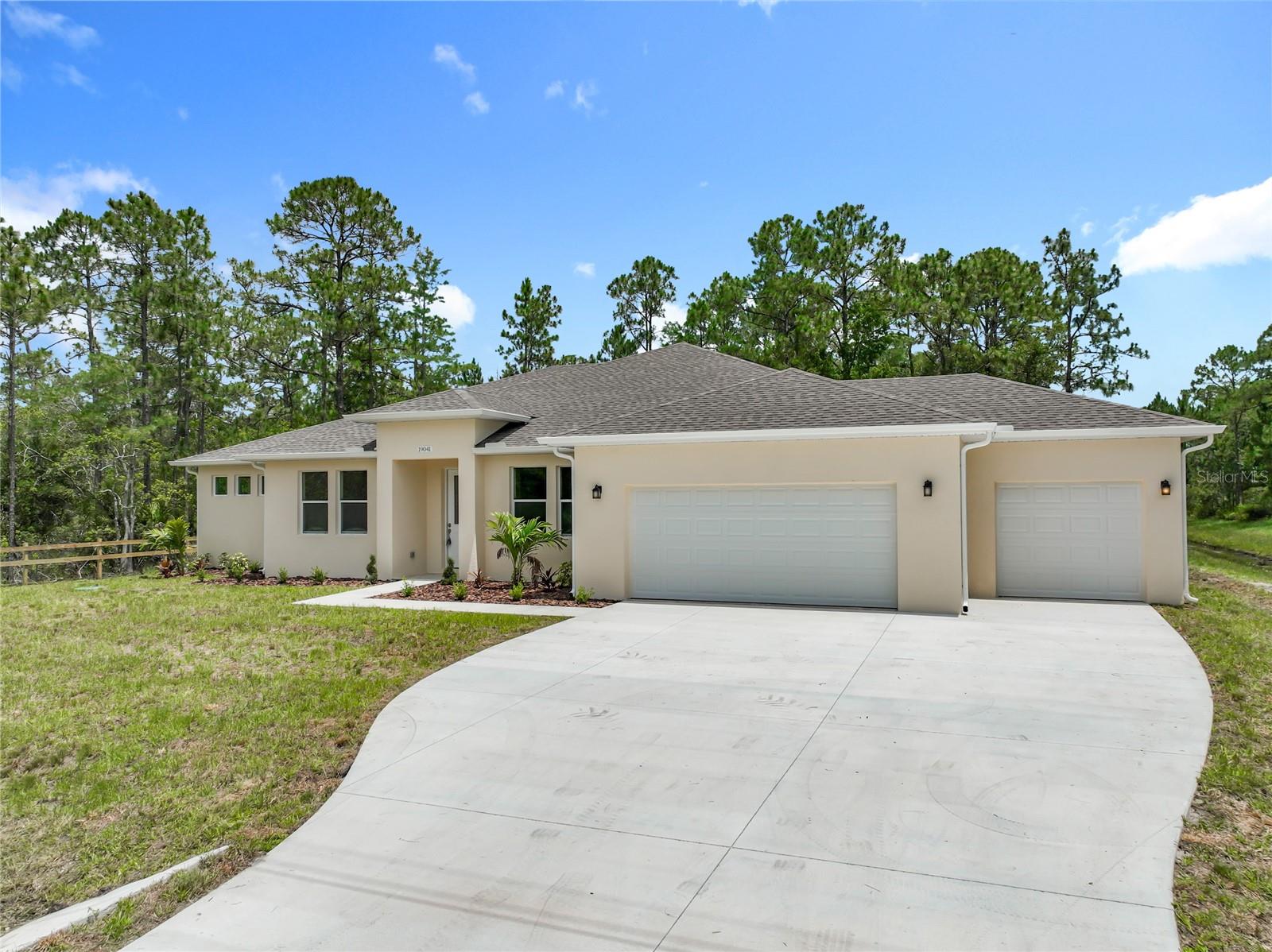 19041 Mardi Gras St, FL