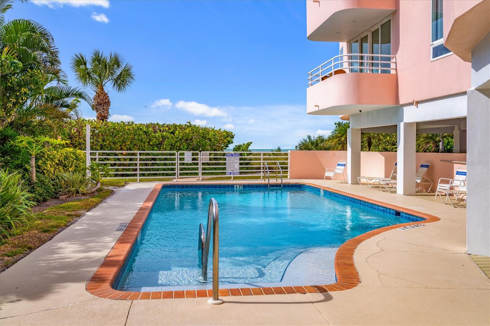 3708 Gulf Drive, FL