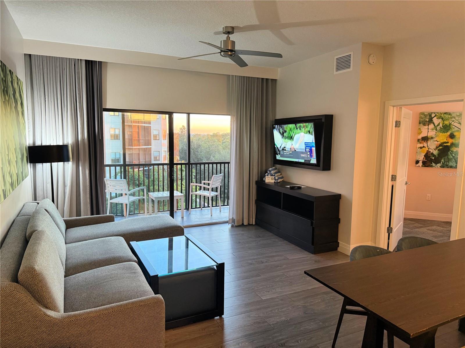14501 Grove Resort Avenue, FL