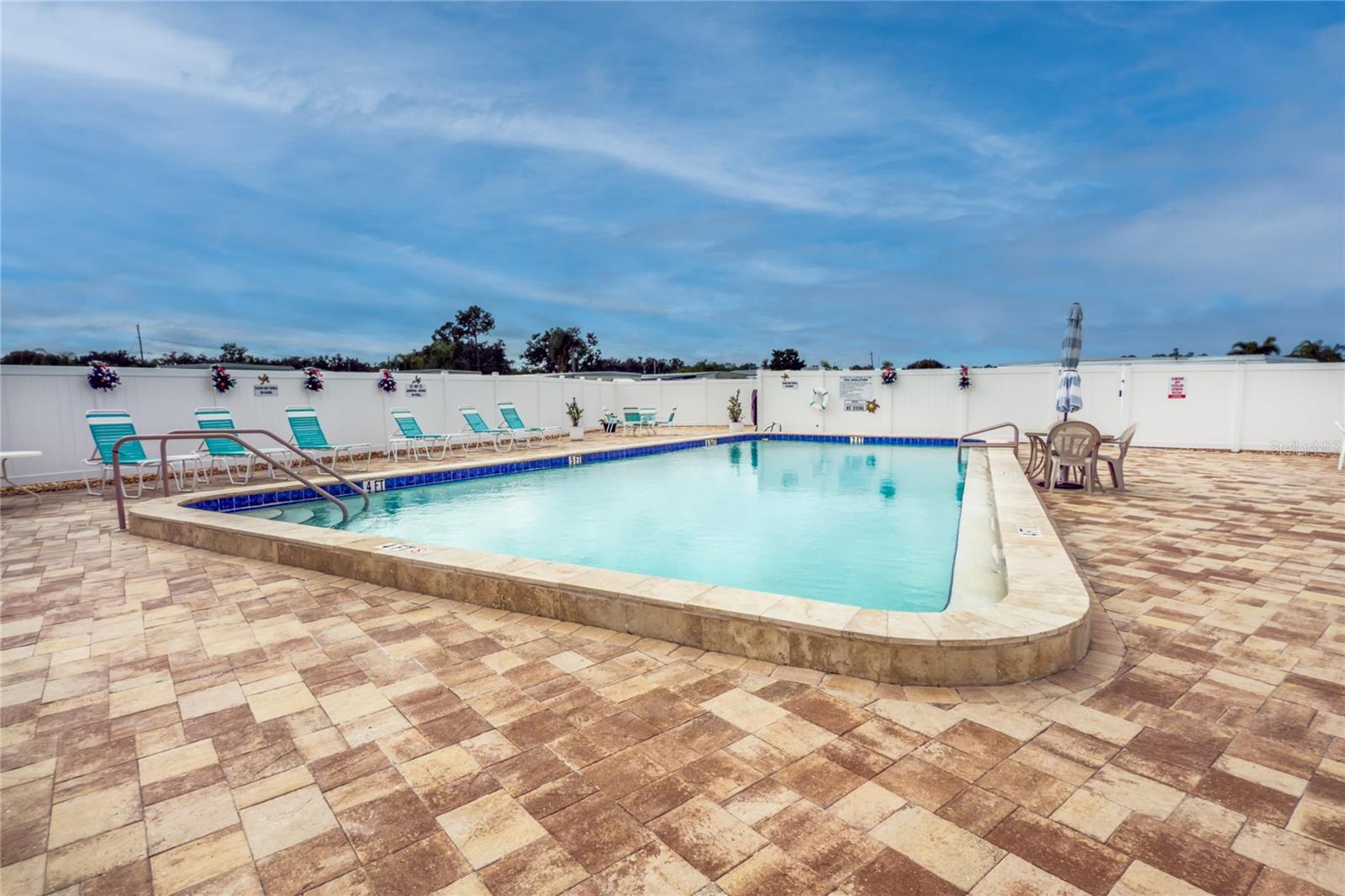 5619 Bayshore Road, FL