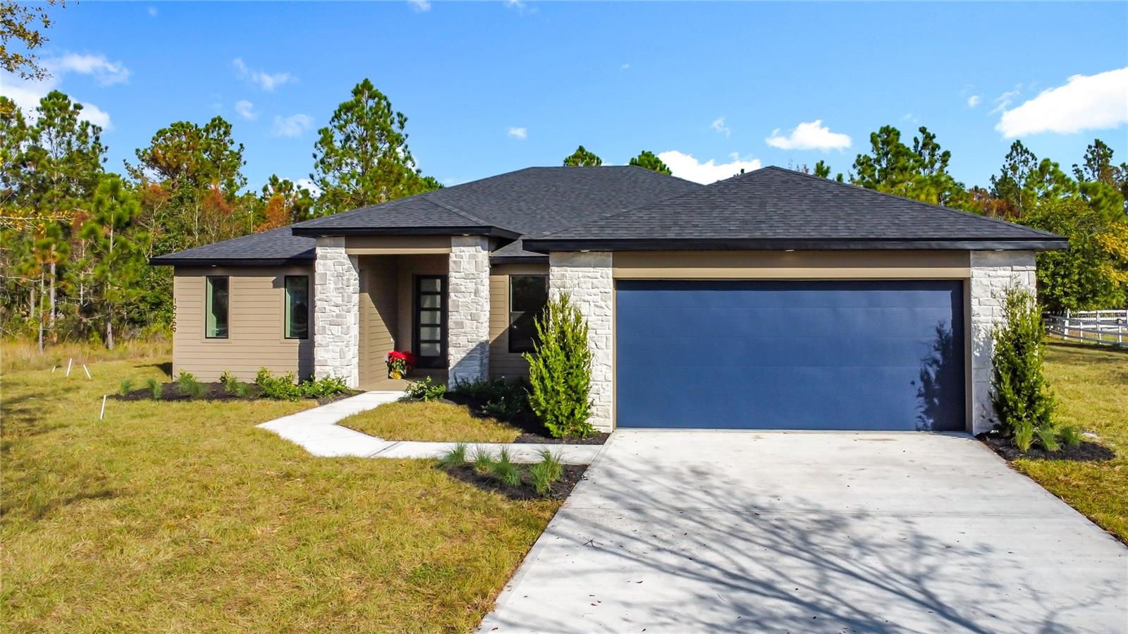 19269 Sheldon, FL