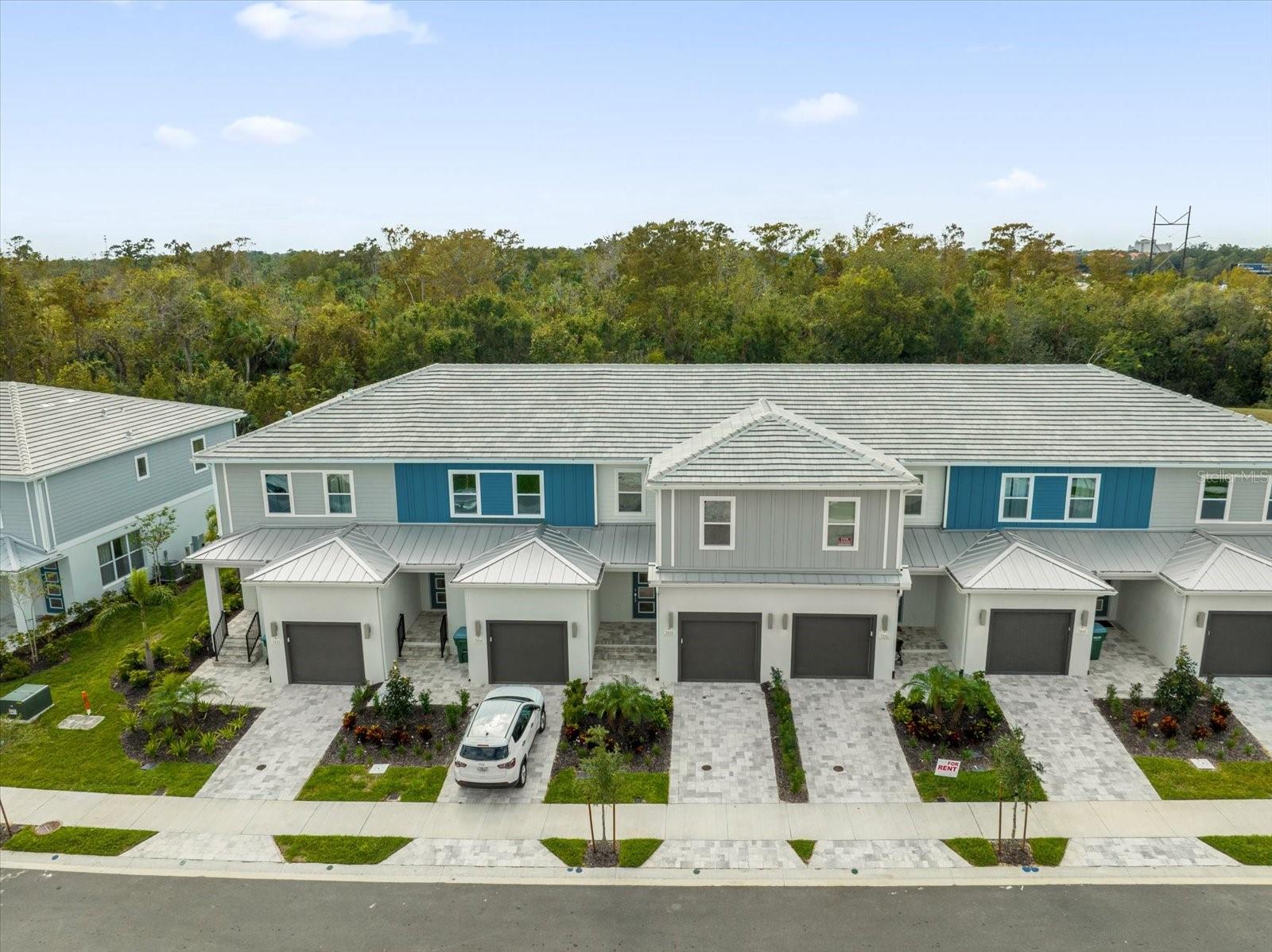 7838 Spectrum Dr, FL