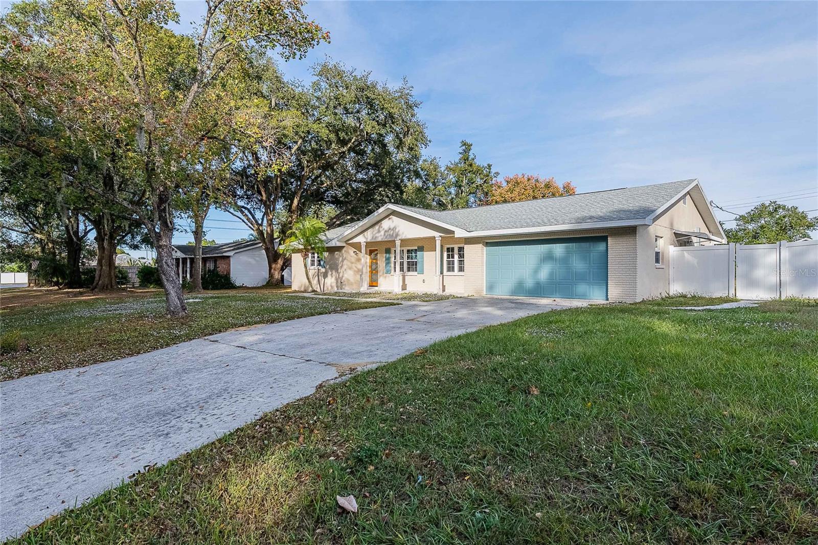 6212 Woodsfield Way, FL