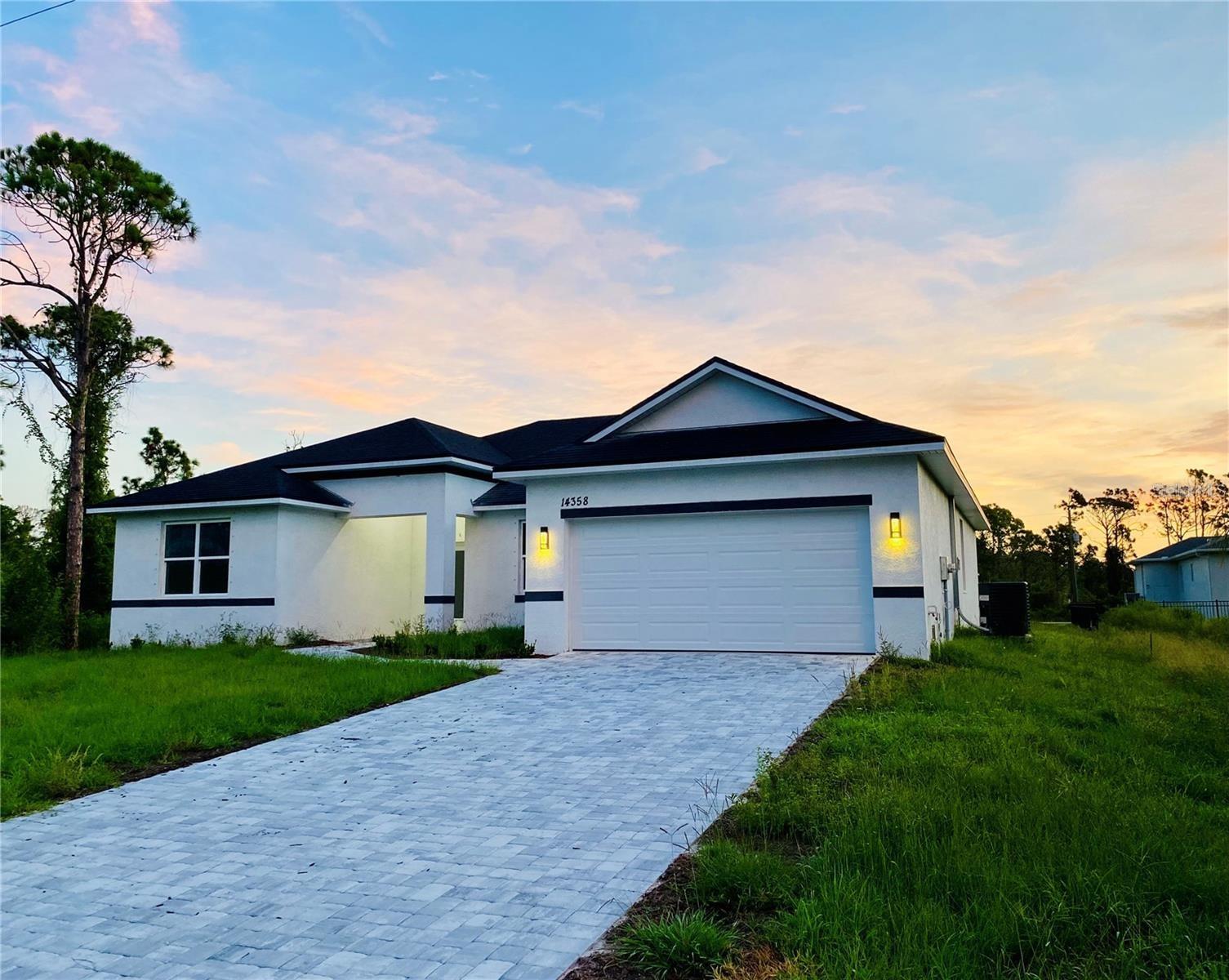 14358 Mcfarland Ave, FL