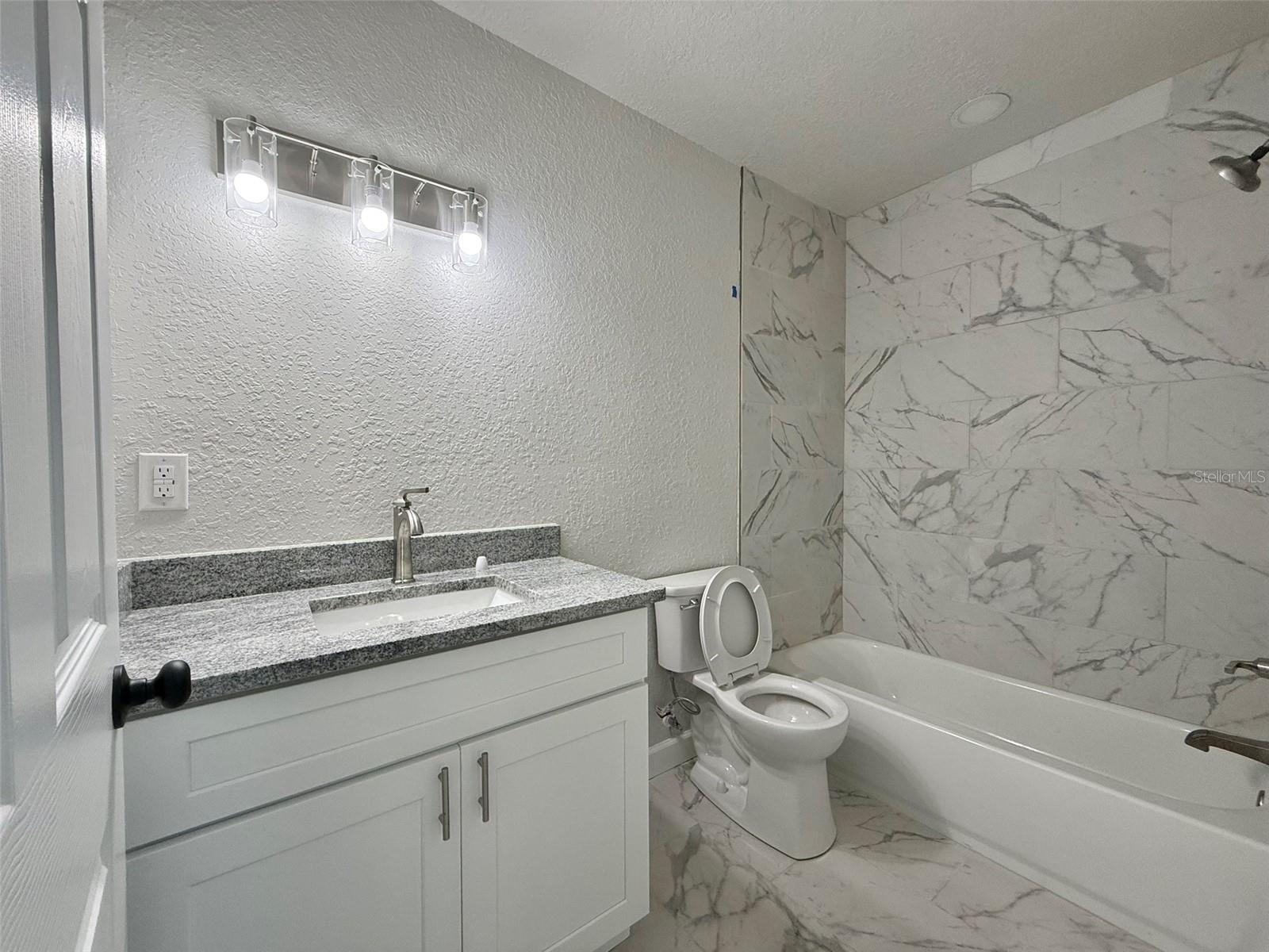 1030 18th Terrace, FL