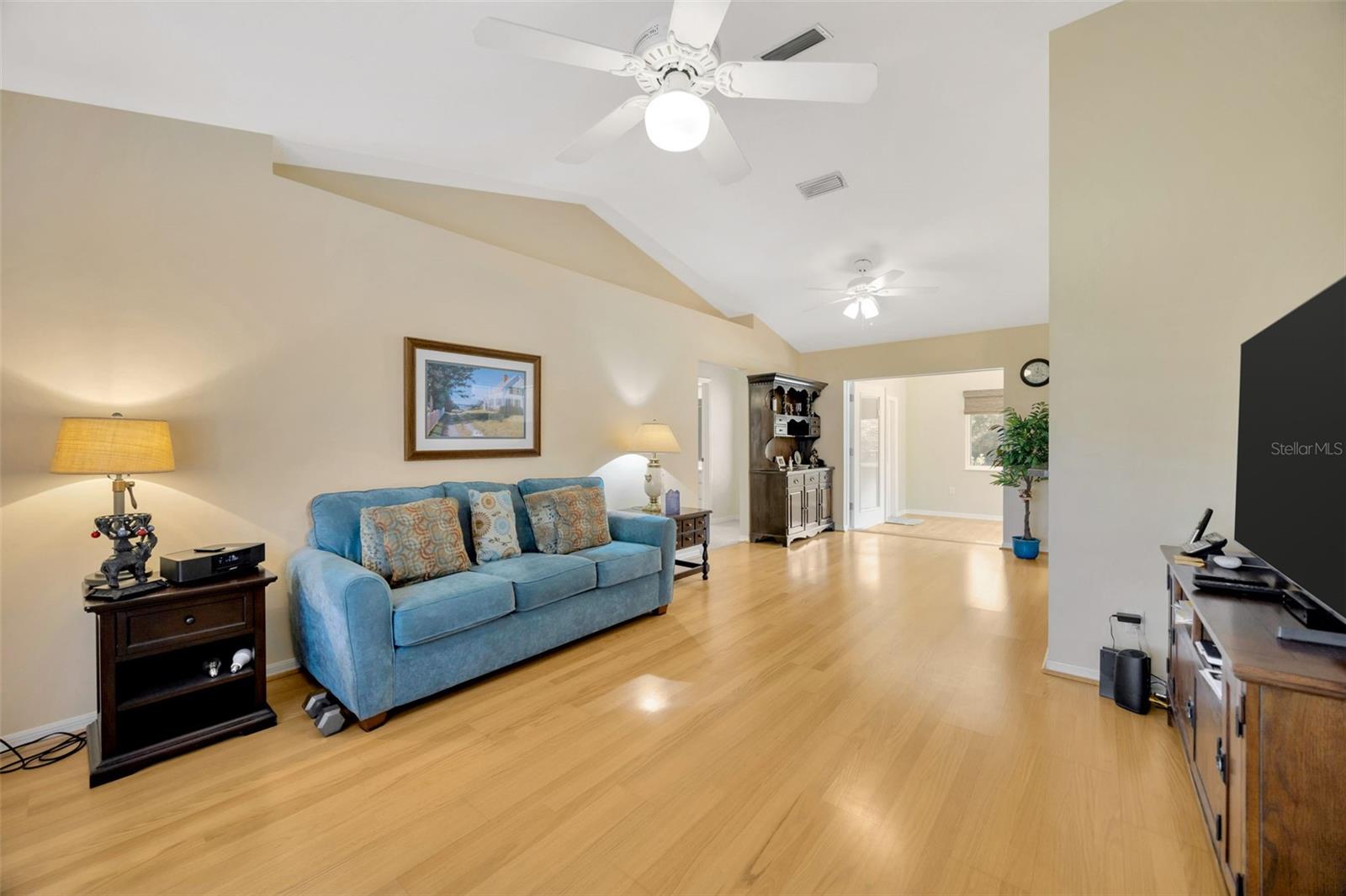 37157 Foxrun Place, FL