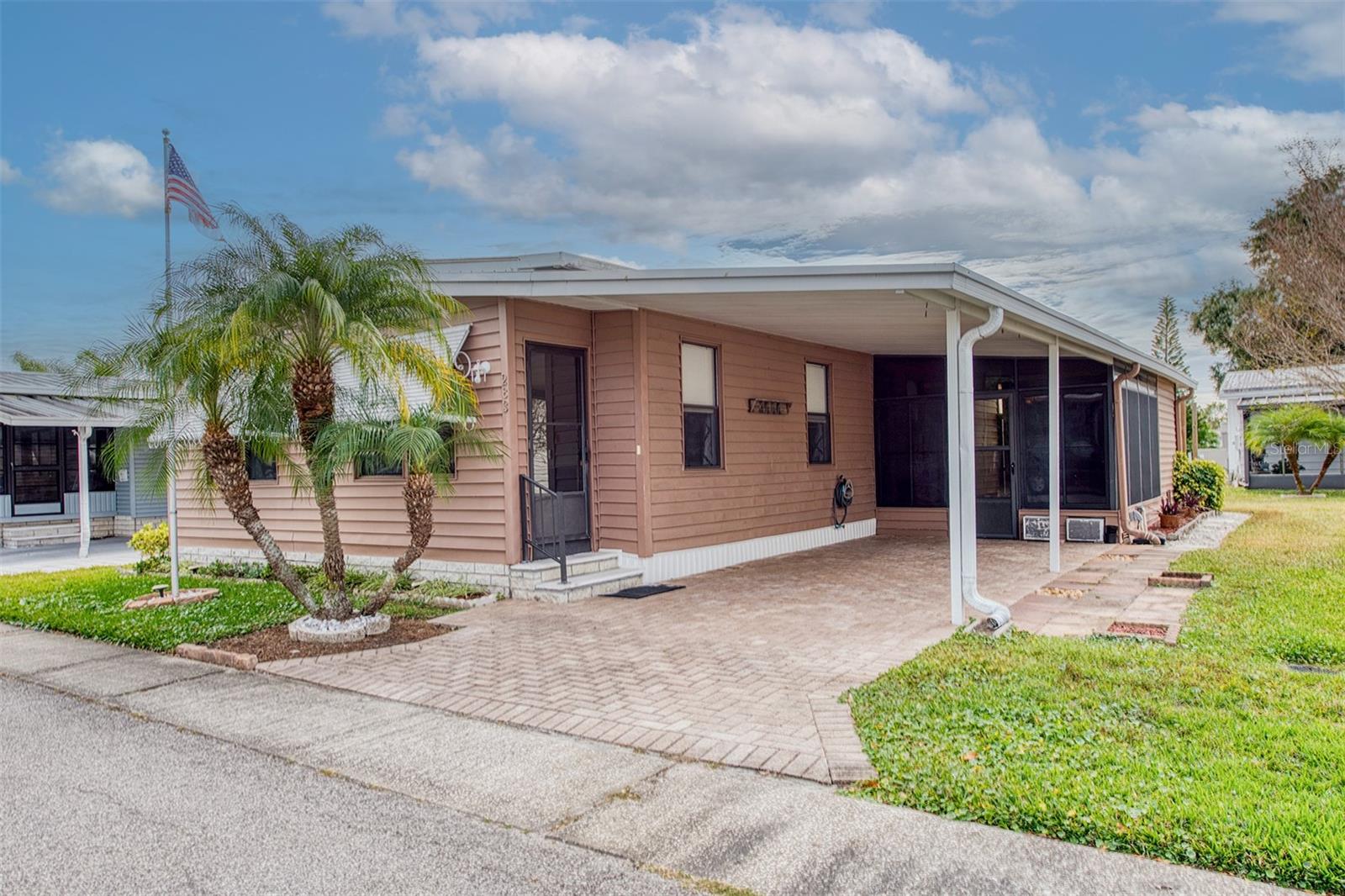 283 Pelican Dr N, FL