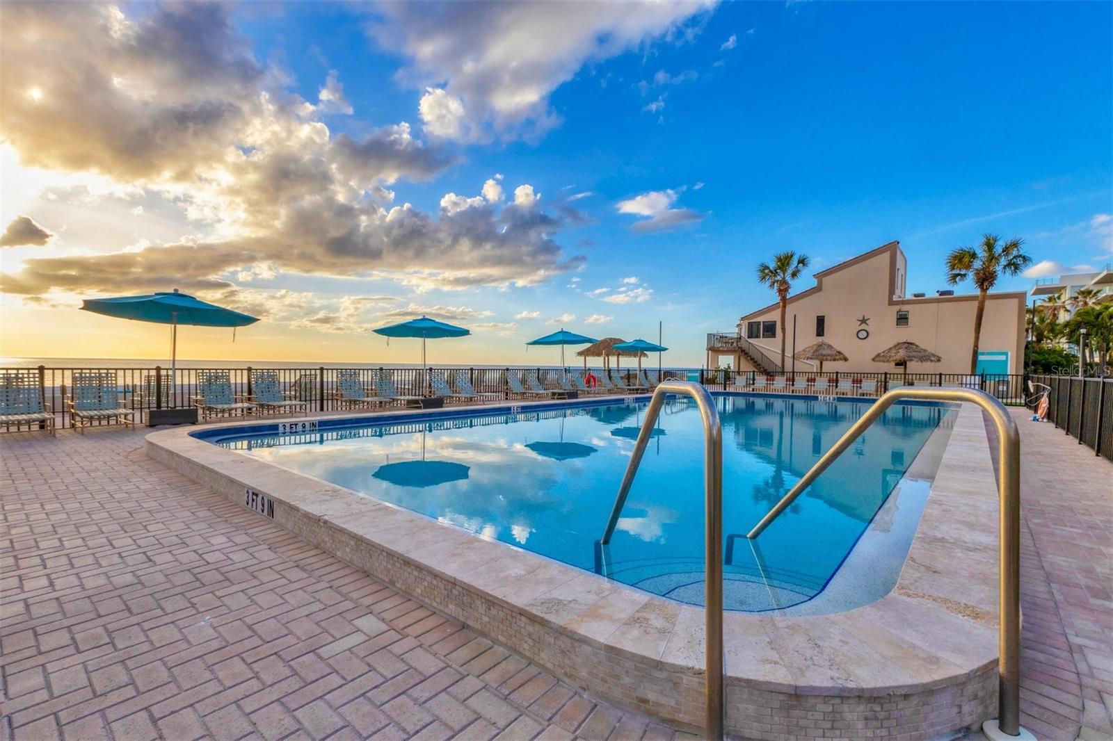 4621 Gulf Of Mexico Drive, FL