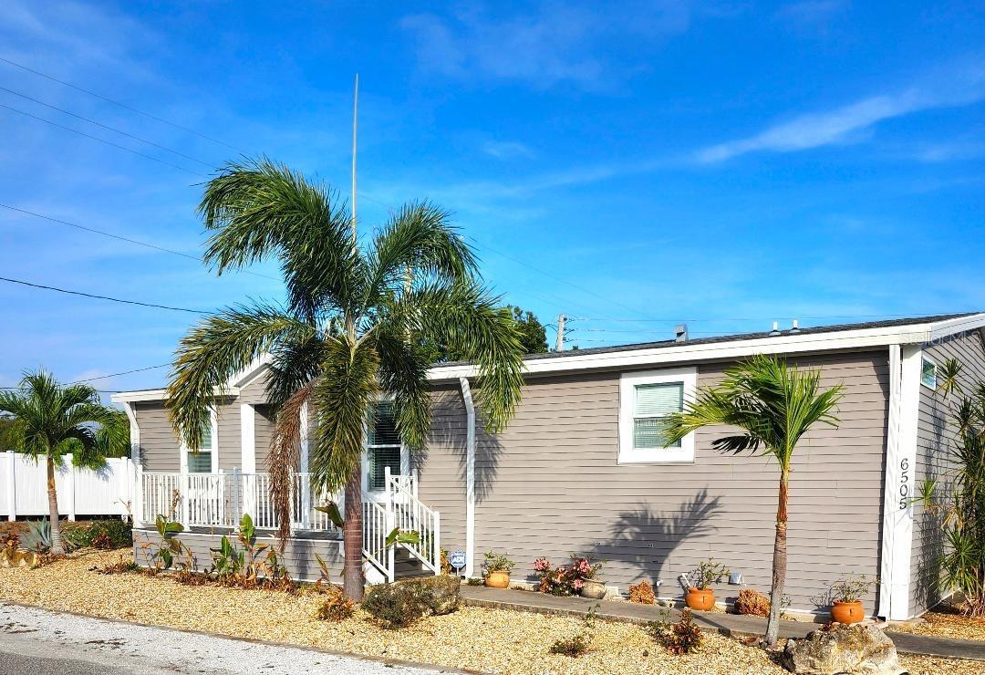 6505 Arizona Street, FL