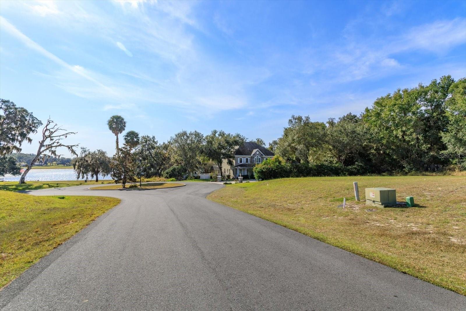 1104 Myrtle Breezes Ct, FL