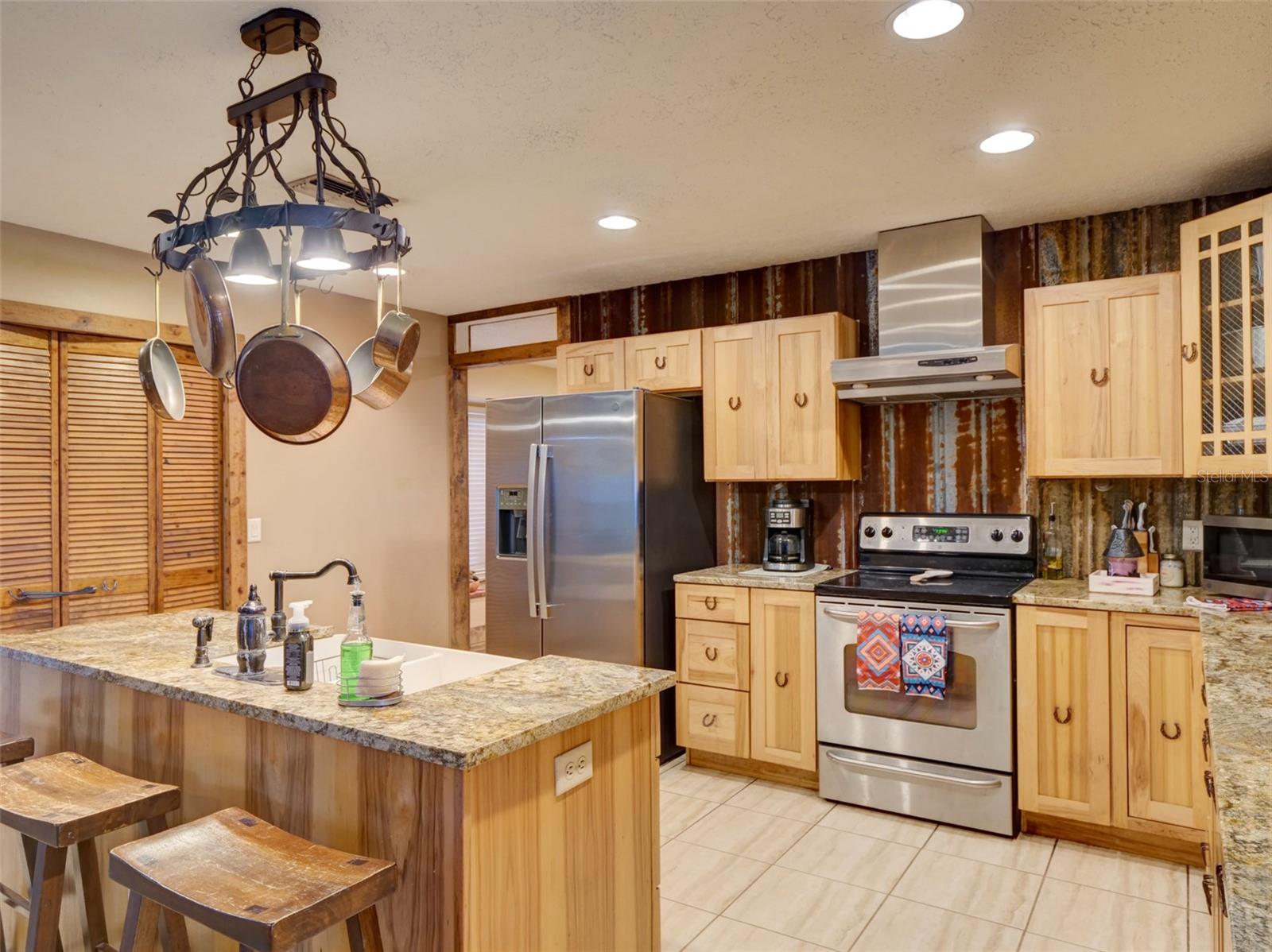 1765 Cr 462, FL