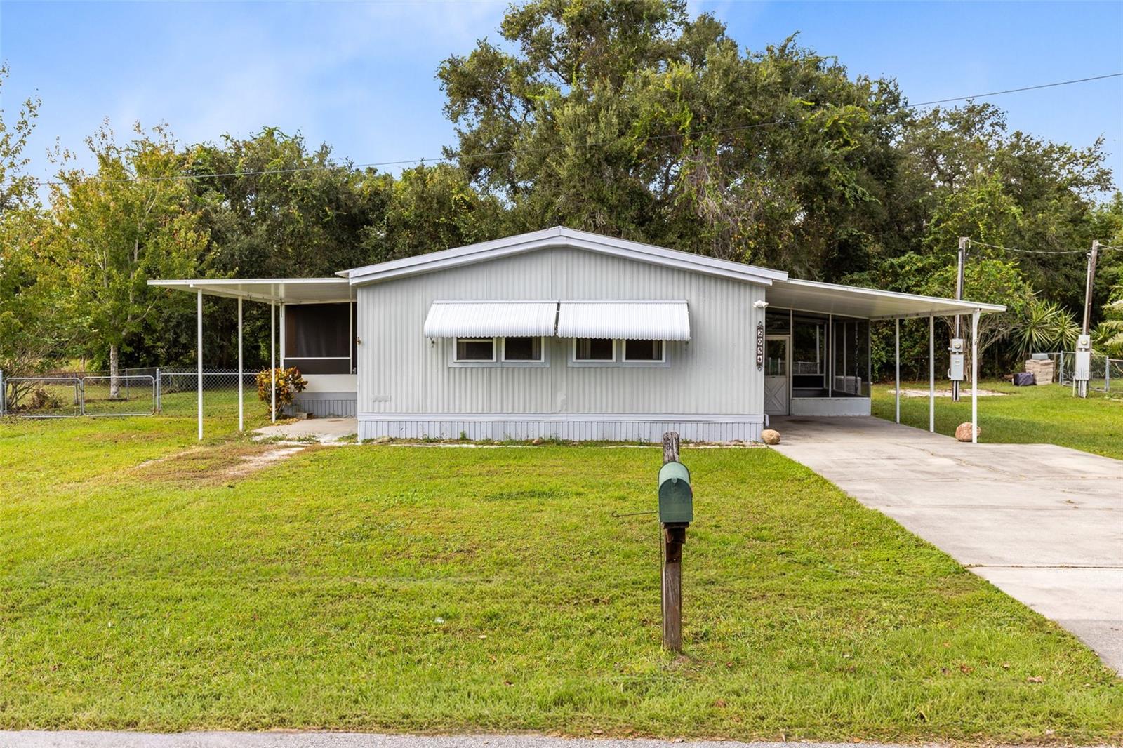 2054 Bradley Dr, FL
