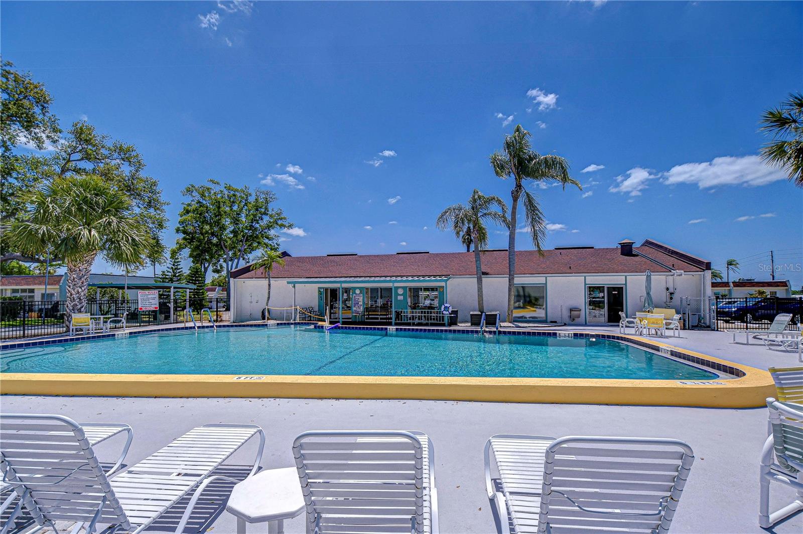 13870 Oakwood Lane, FL