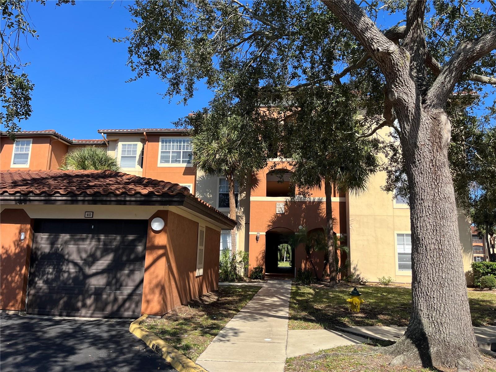 5572 Metrowest Blvd #209, FL