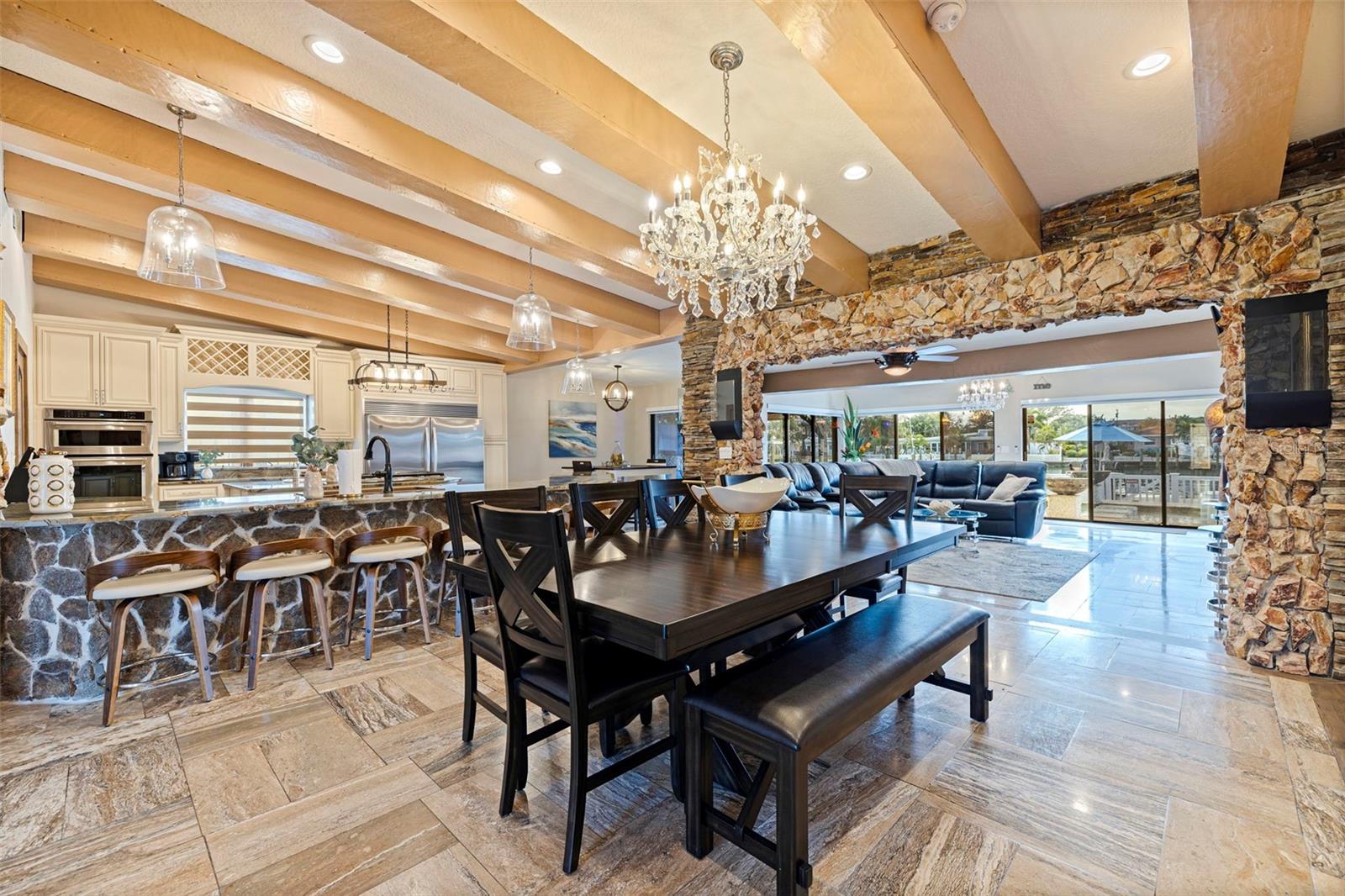 357 La Hacienda Drive, FL