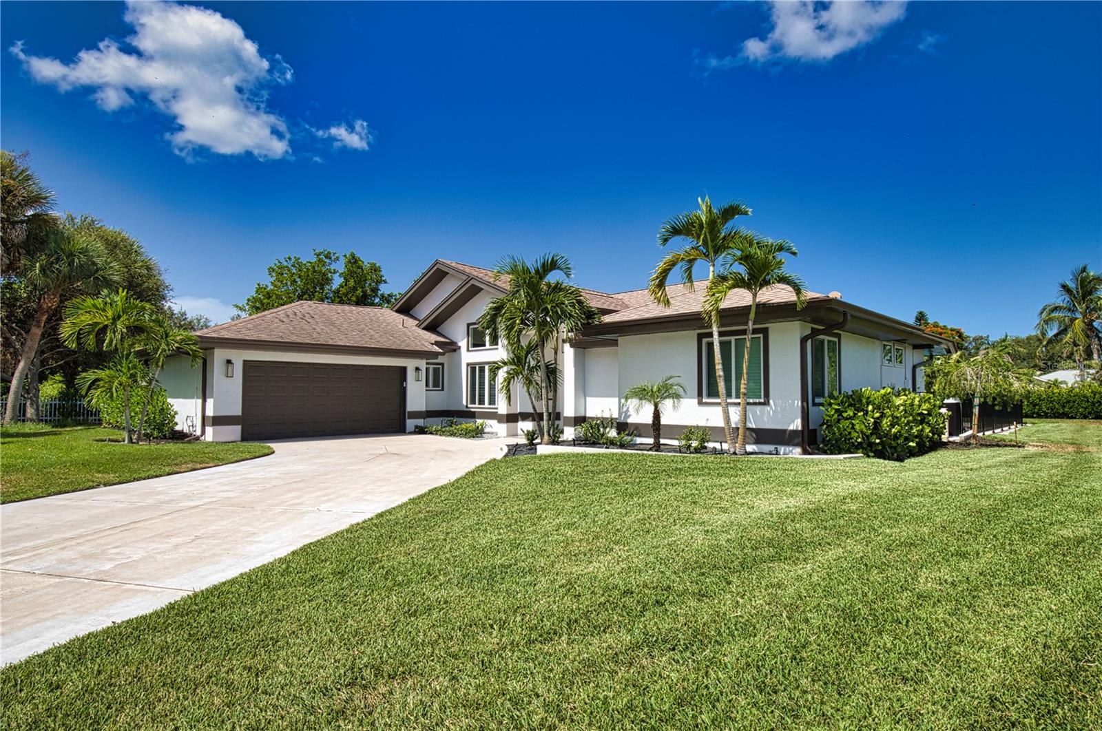 421 Bayside Ln, FL