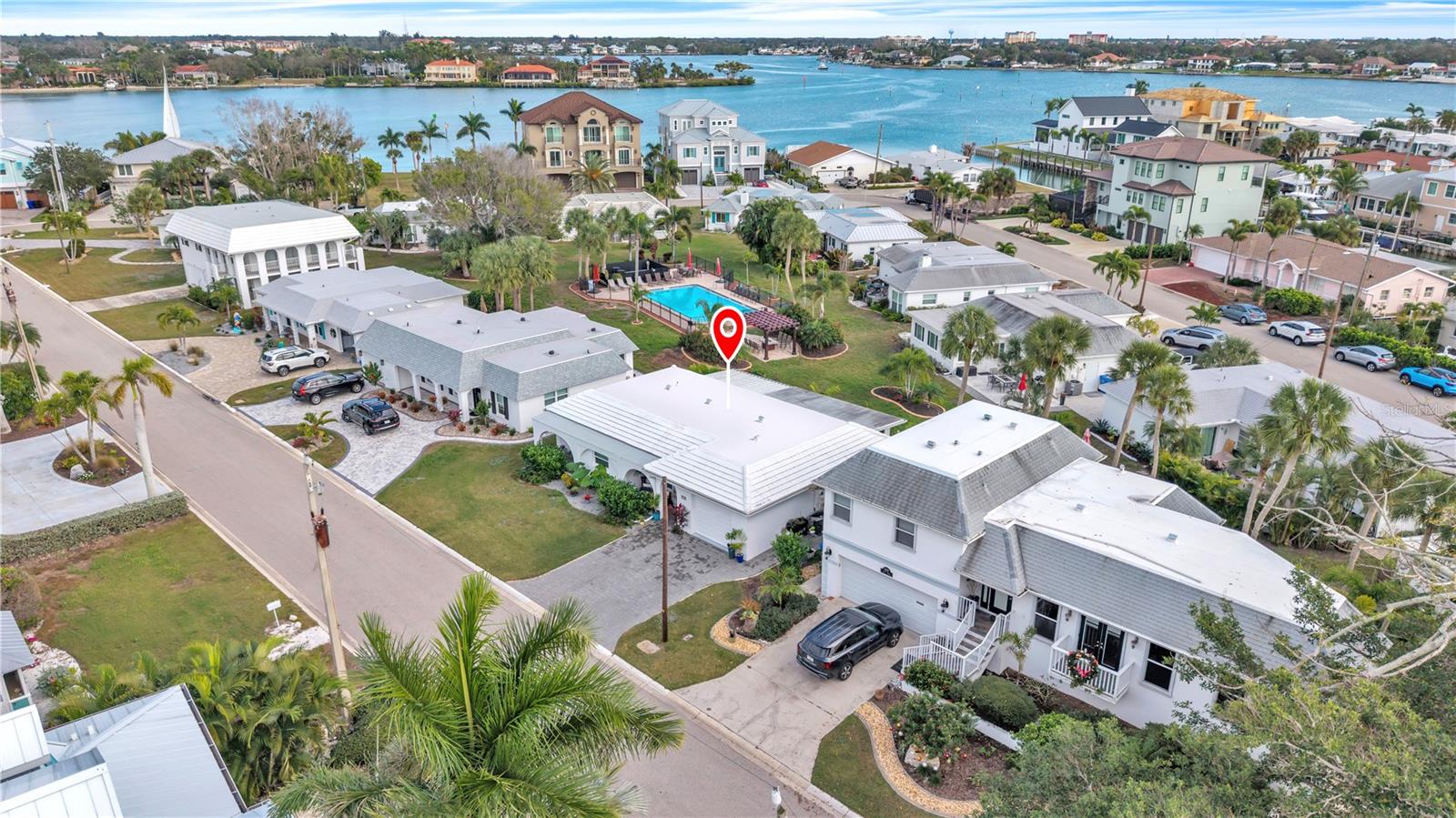 904 Inlet Circle, FL