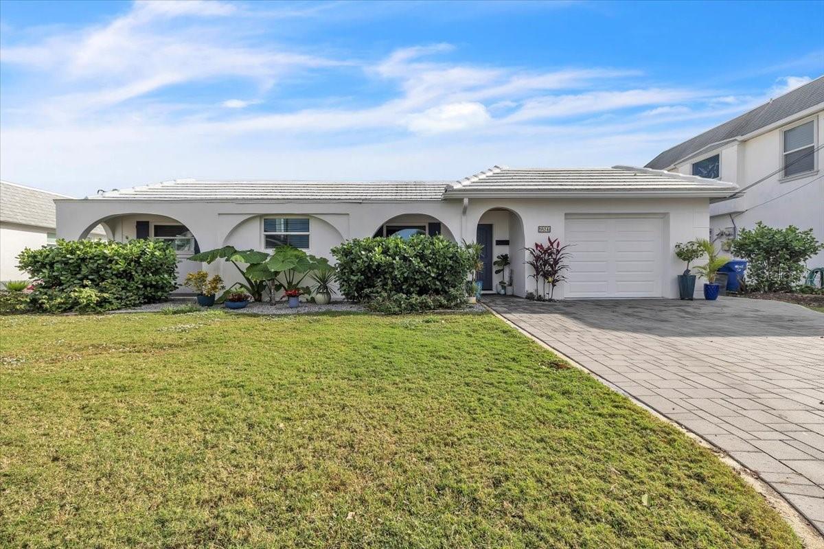 904 Inlet Circle, FL
