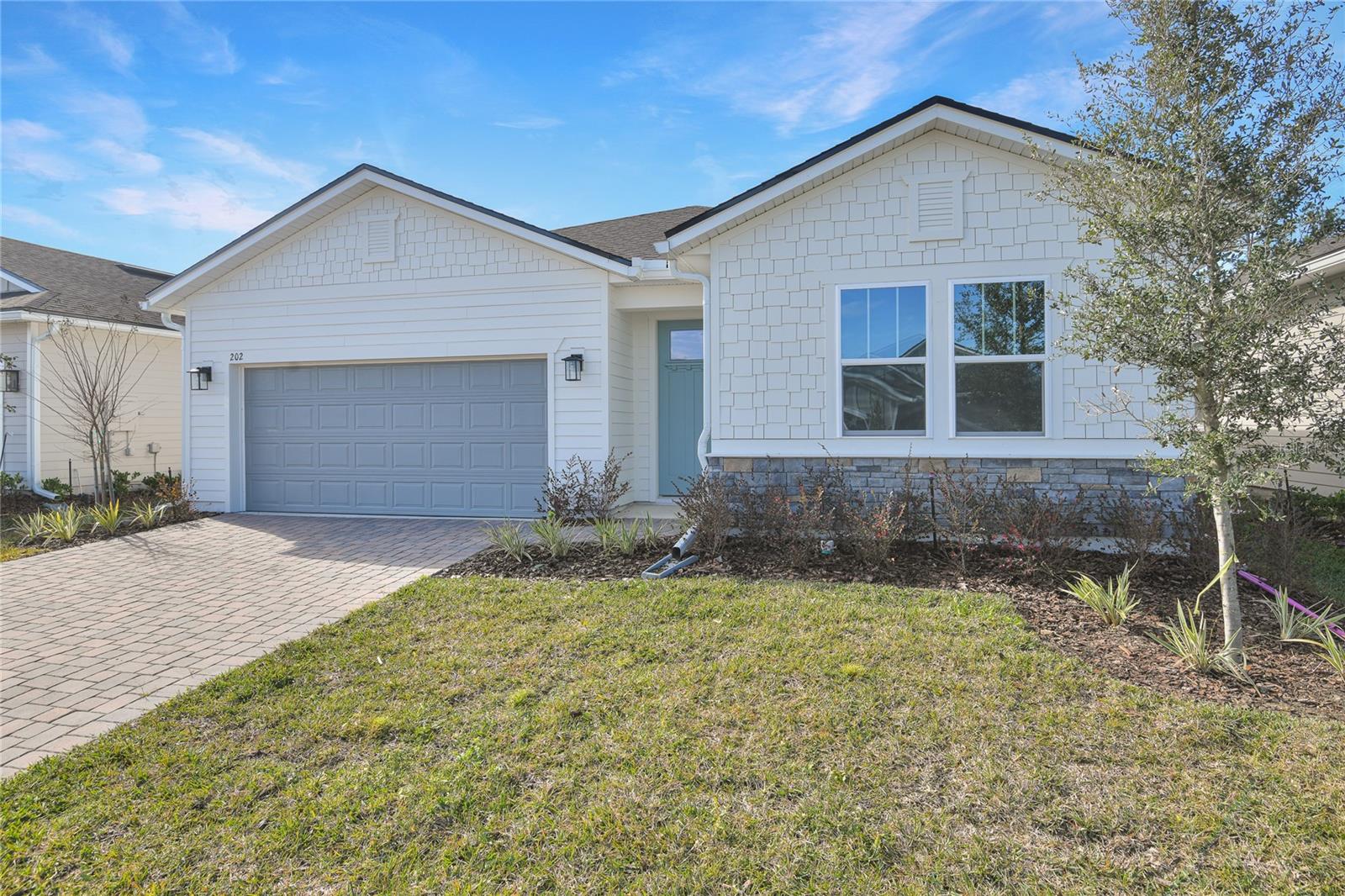 202 Enclave Ave, FL