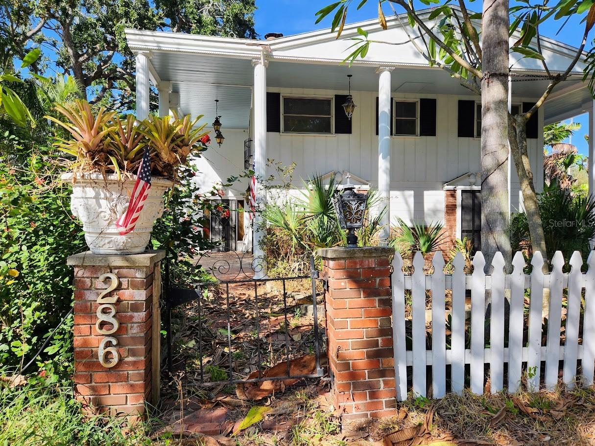 286 Shamrock Drive, FL