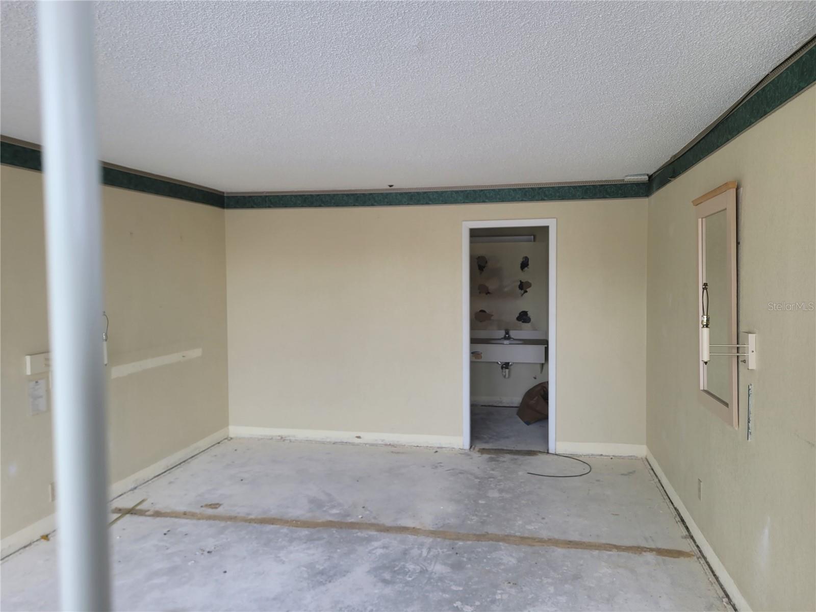 2050 Irlo Bronson Memorial Highway, FL