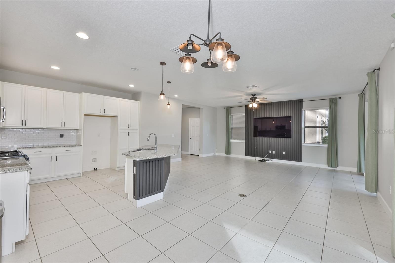 6207 Voyagers Place, FL