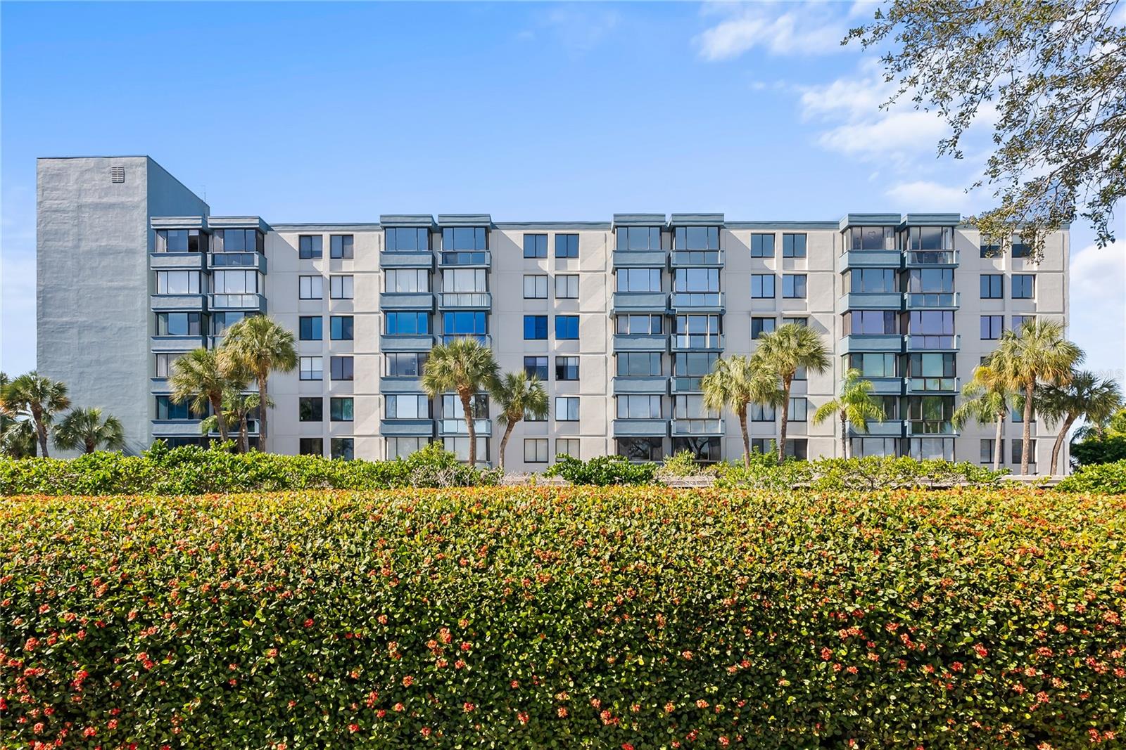 644 Island Way, FL
