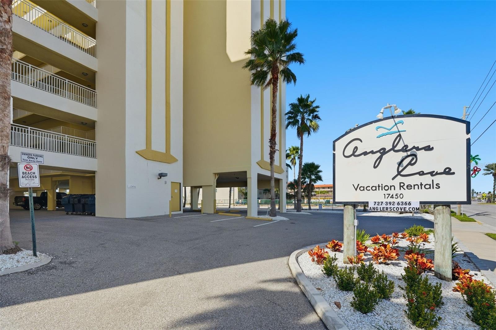 17450 Gulf Blvd #104, FL