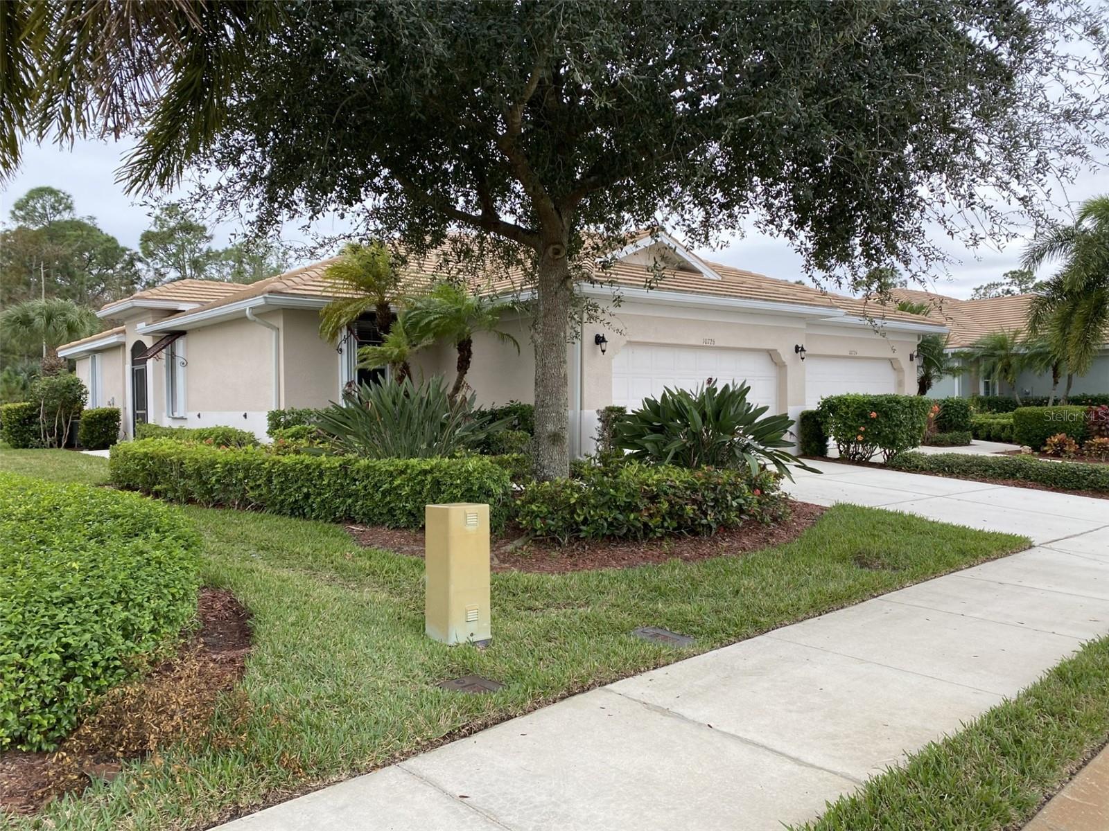 10726 Cetrella Dr, FL